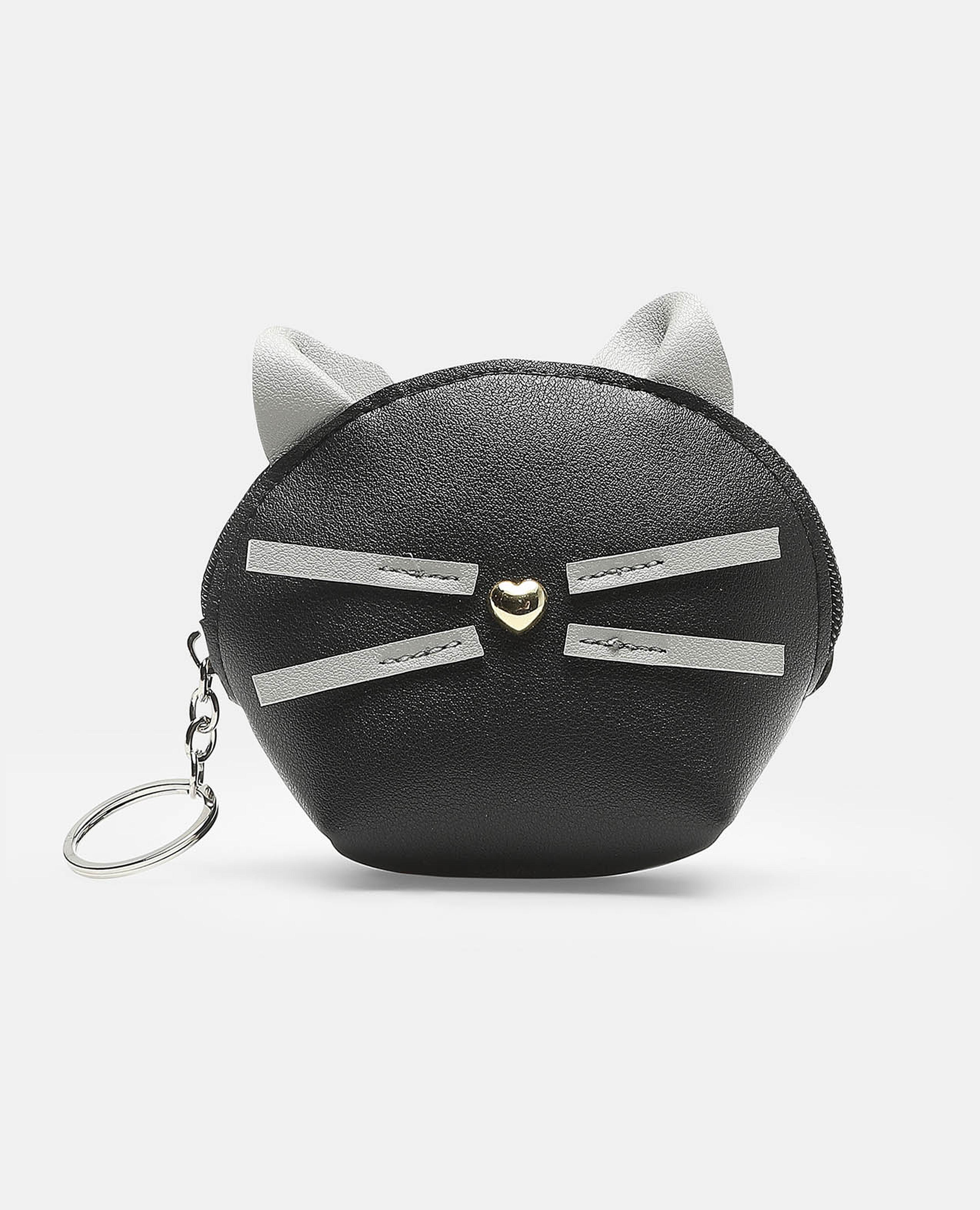 حقيبة باوتش باللون الأسود من آر أند بي