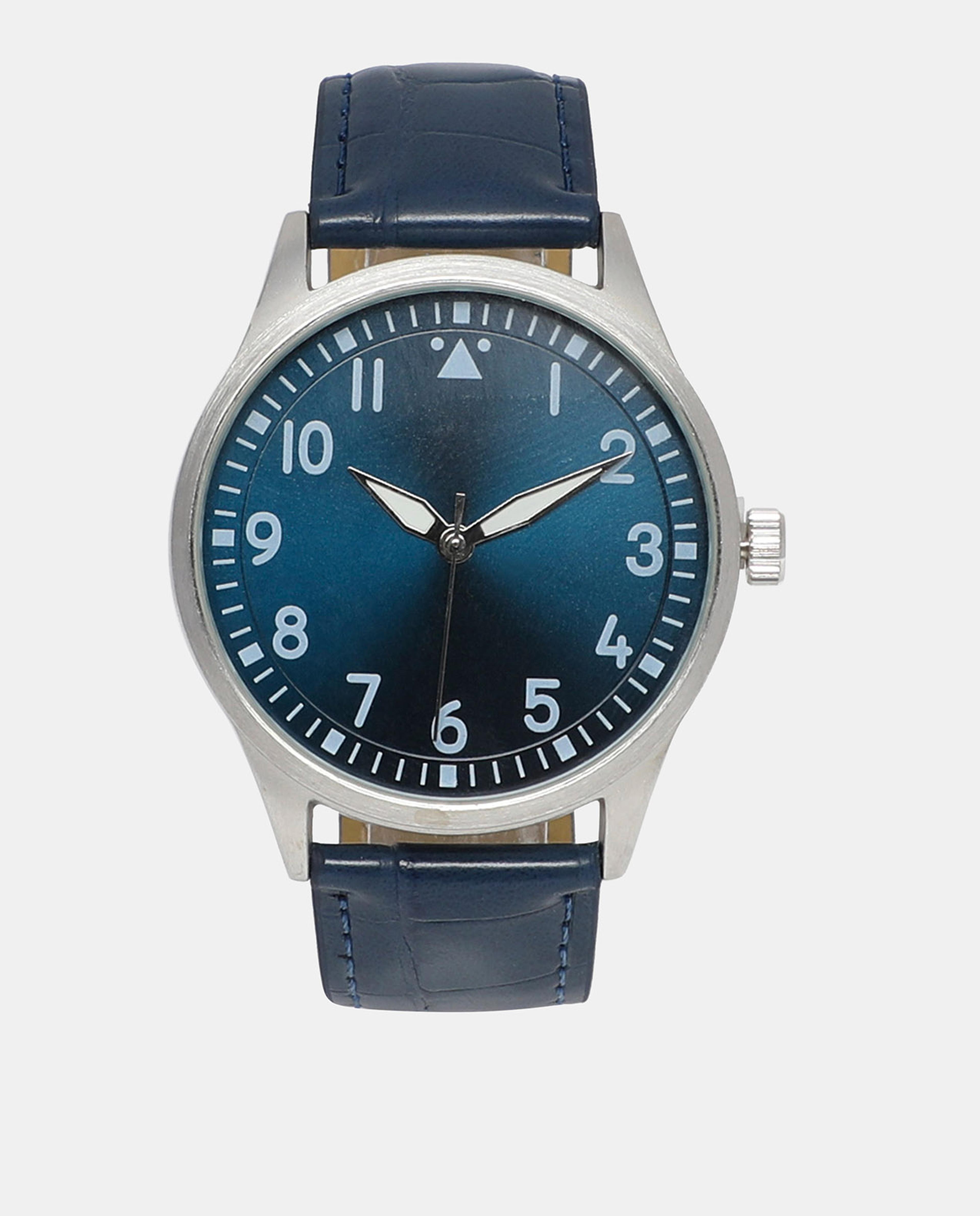 ساعة يد زرقاء من آر أند بي