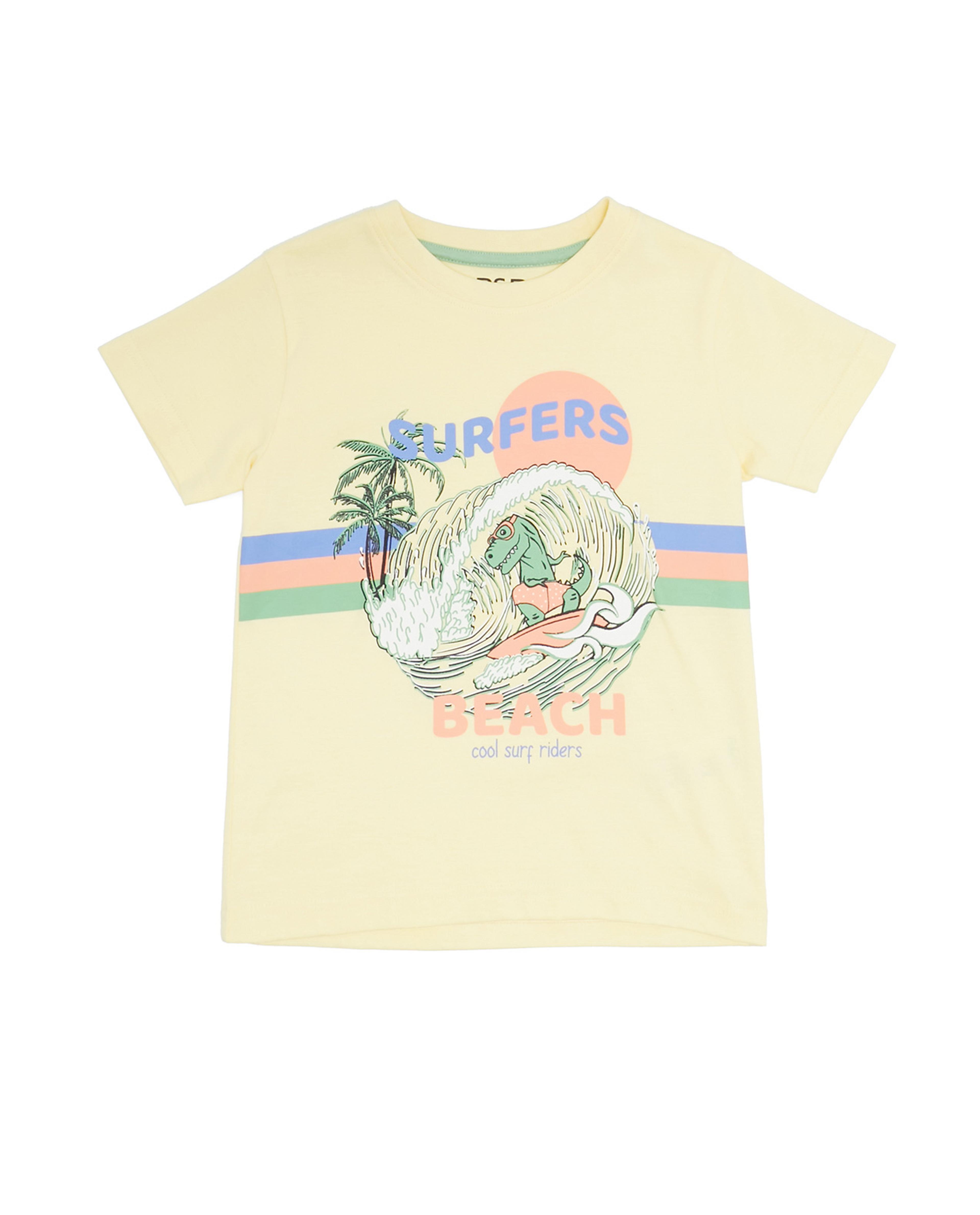 تيشيرت بياقة دائرية وبأكمام قصيرة