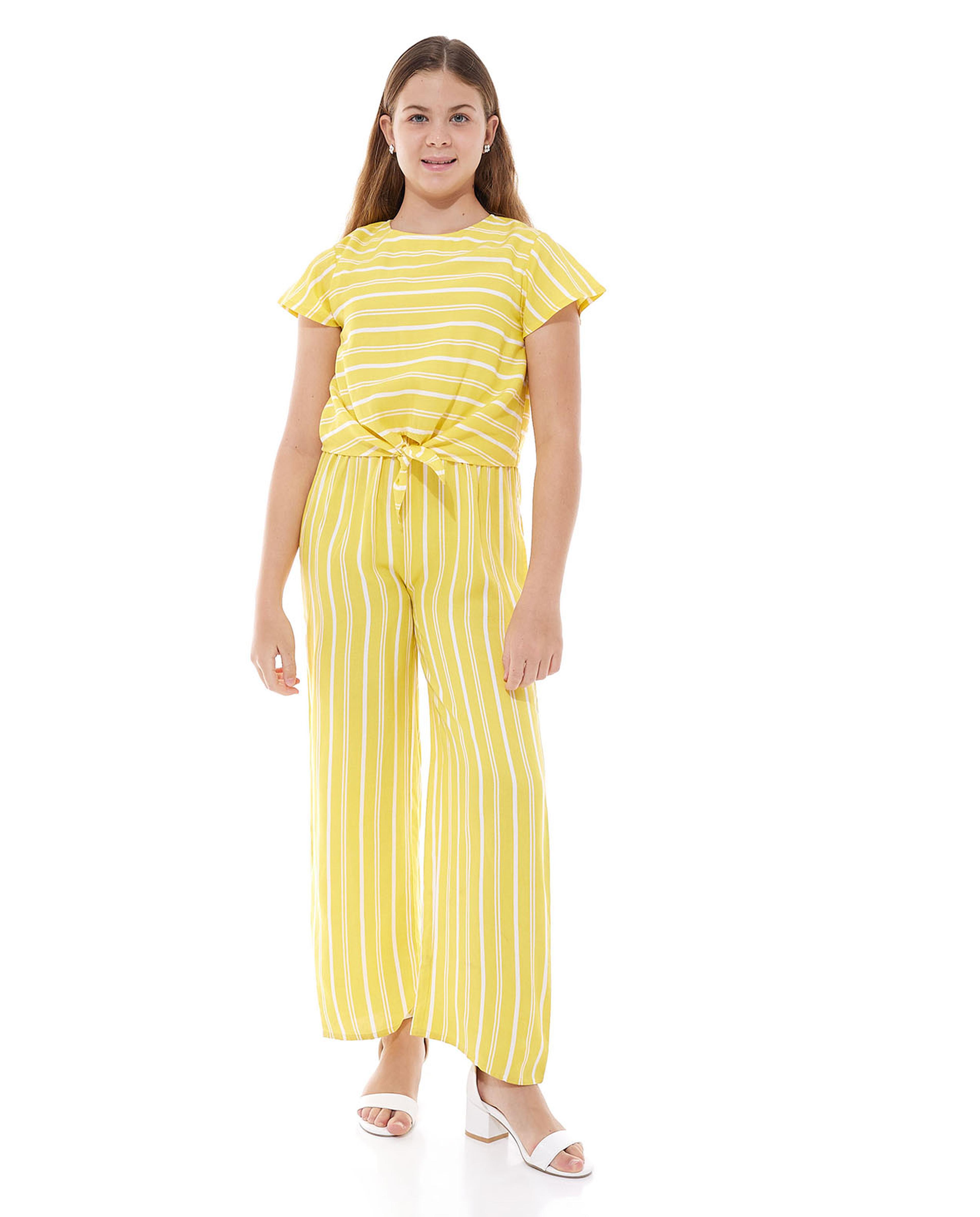 جمبسوت مخطط بياقة دائرية واكمام قصيرة