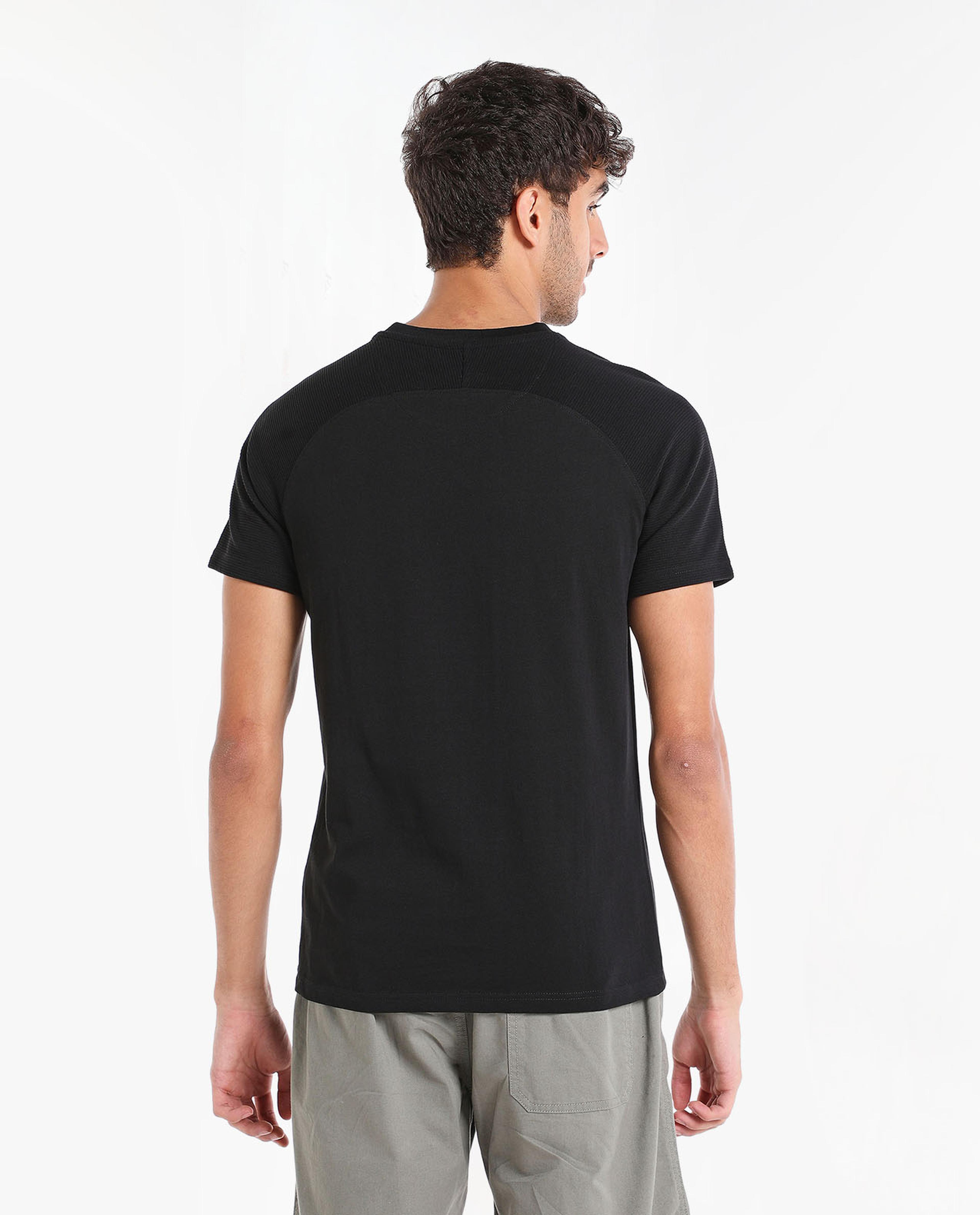 Solid T-Shirt With Round Neck And Long Raglan Sleeves