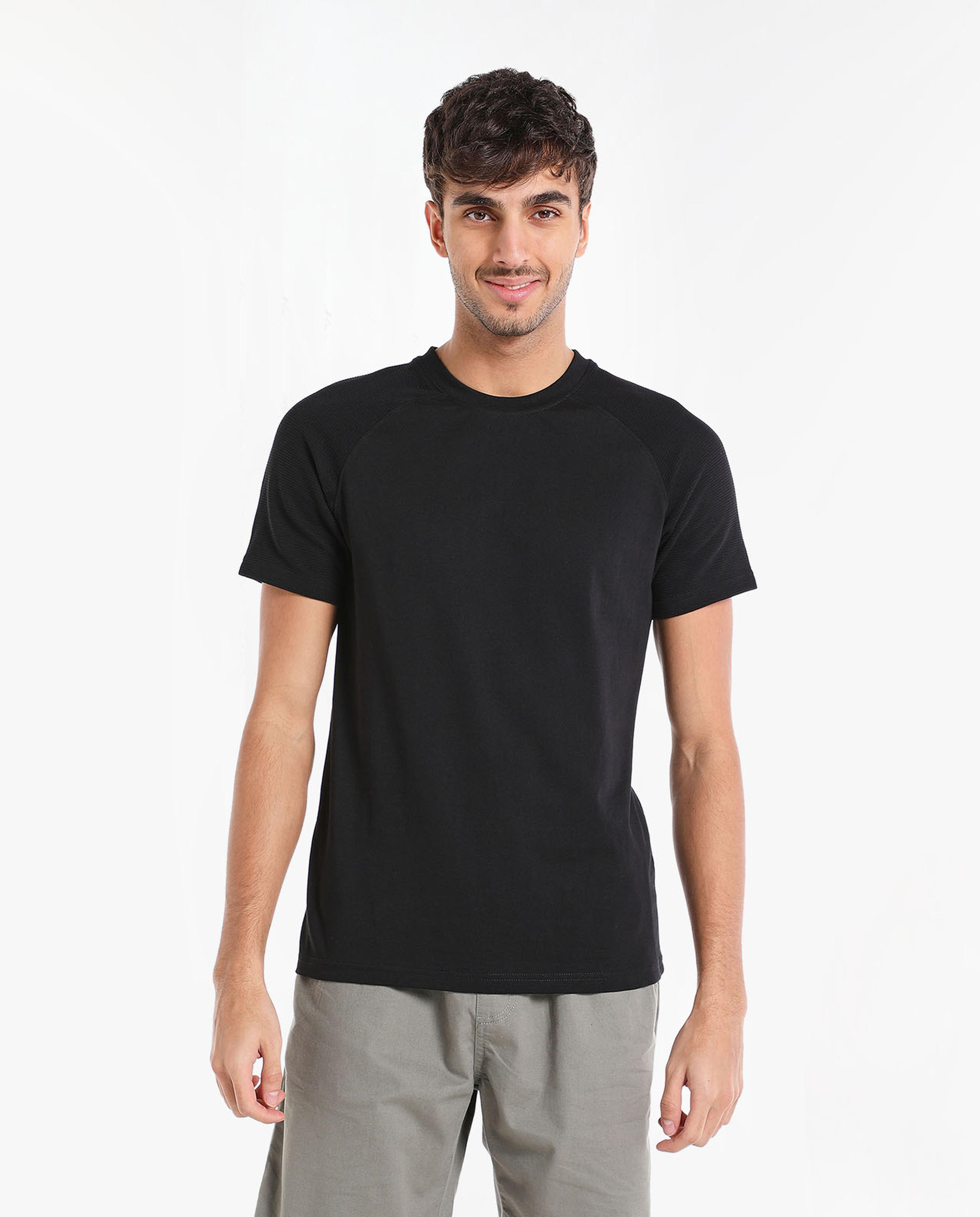 Solid T-Shirt With Round Neck And Long Raglan Sleeves