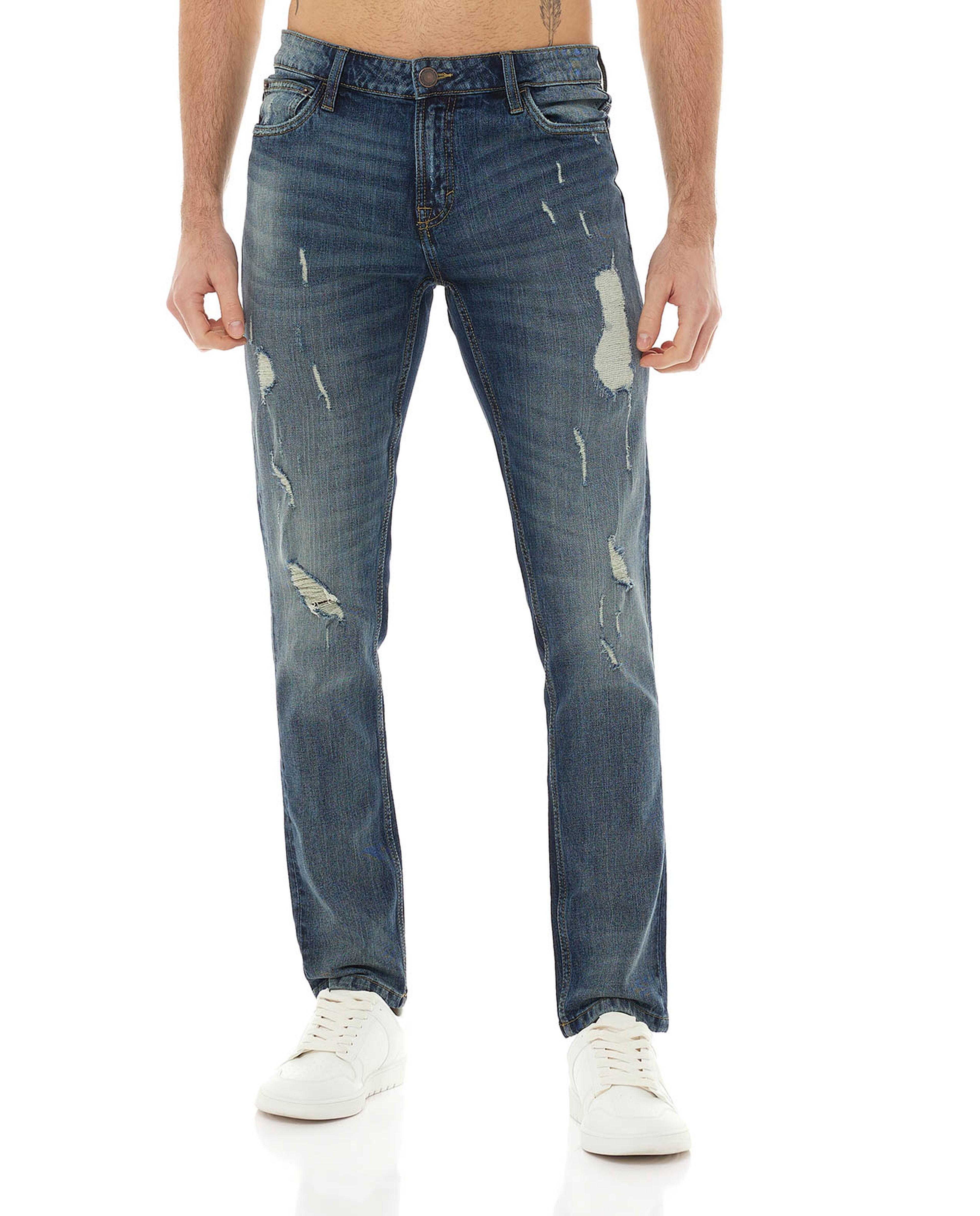 بنطلون جينز ممزق بأزرار