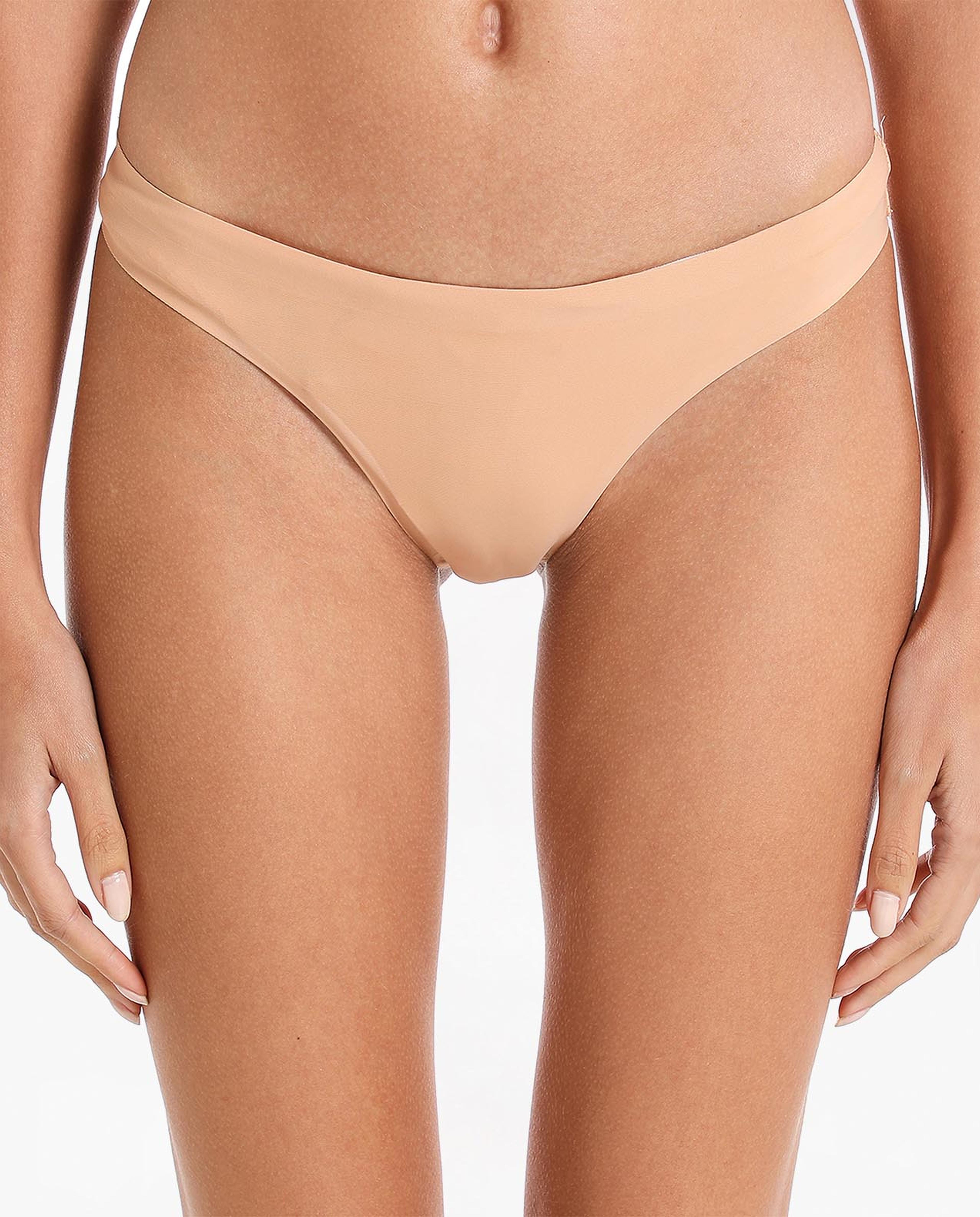 سروال بكيني