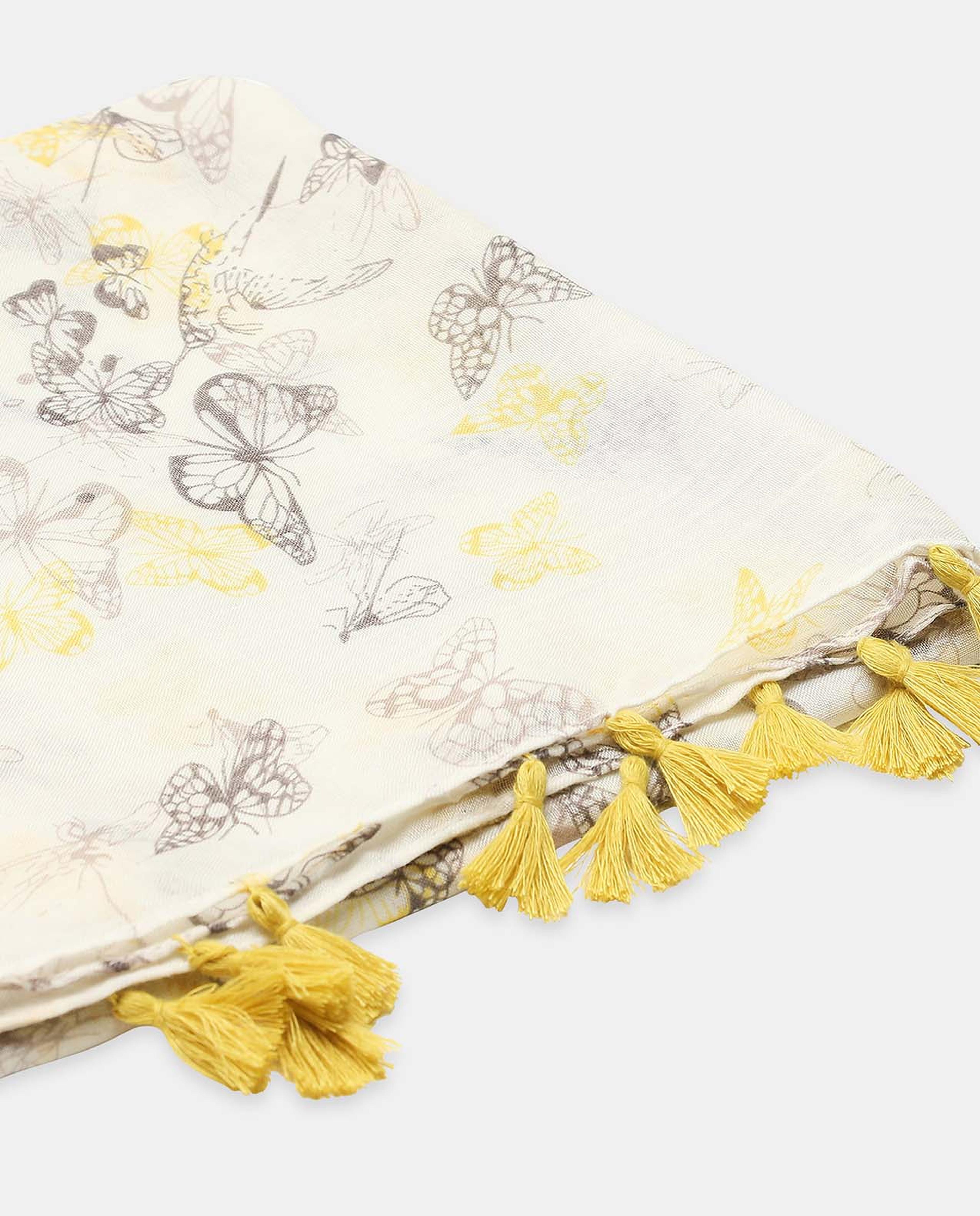 وشاح بطبعة فراشة