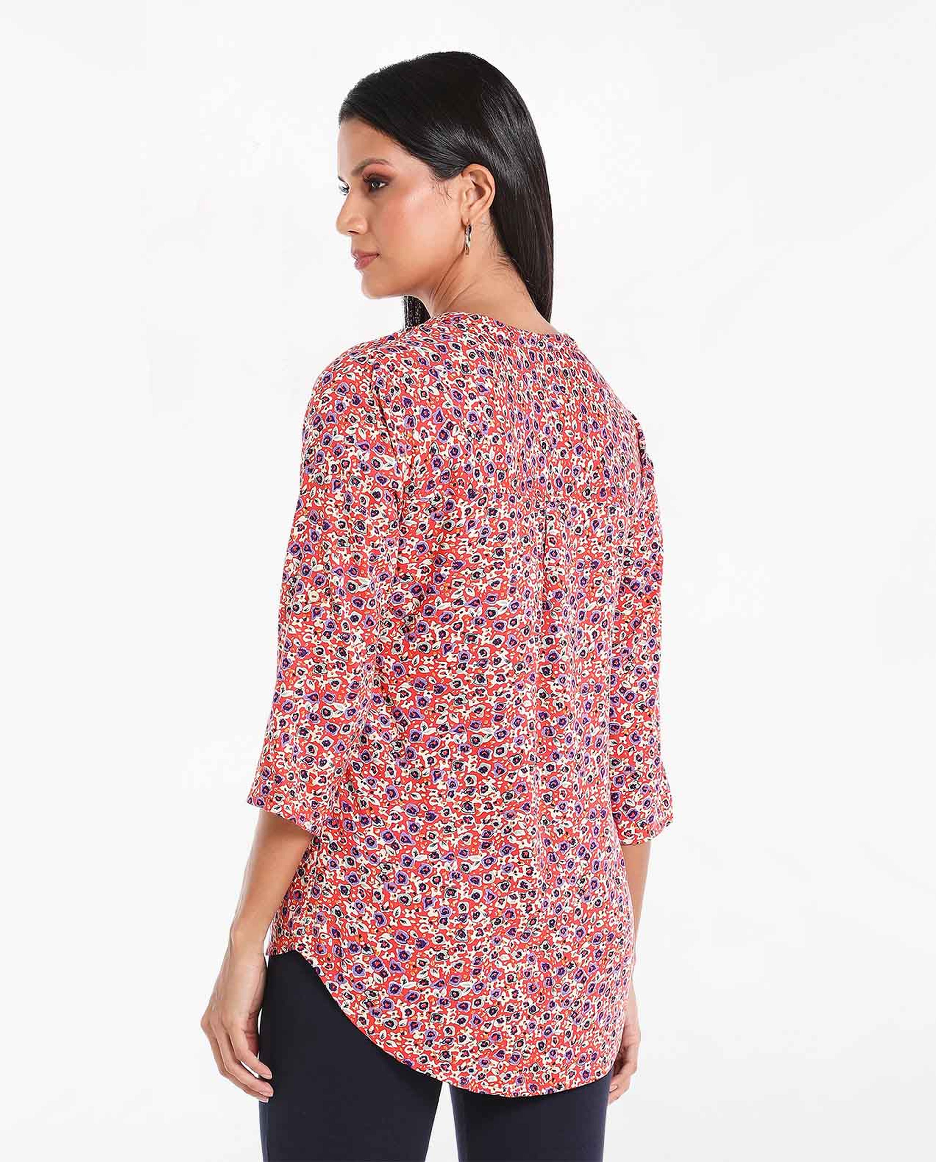 تونيك بياقة ماندرين وأكمام قابلة للطي بطبعات الزهور