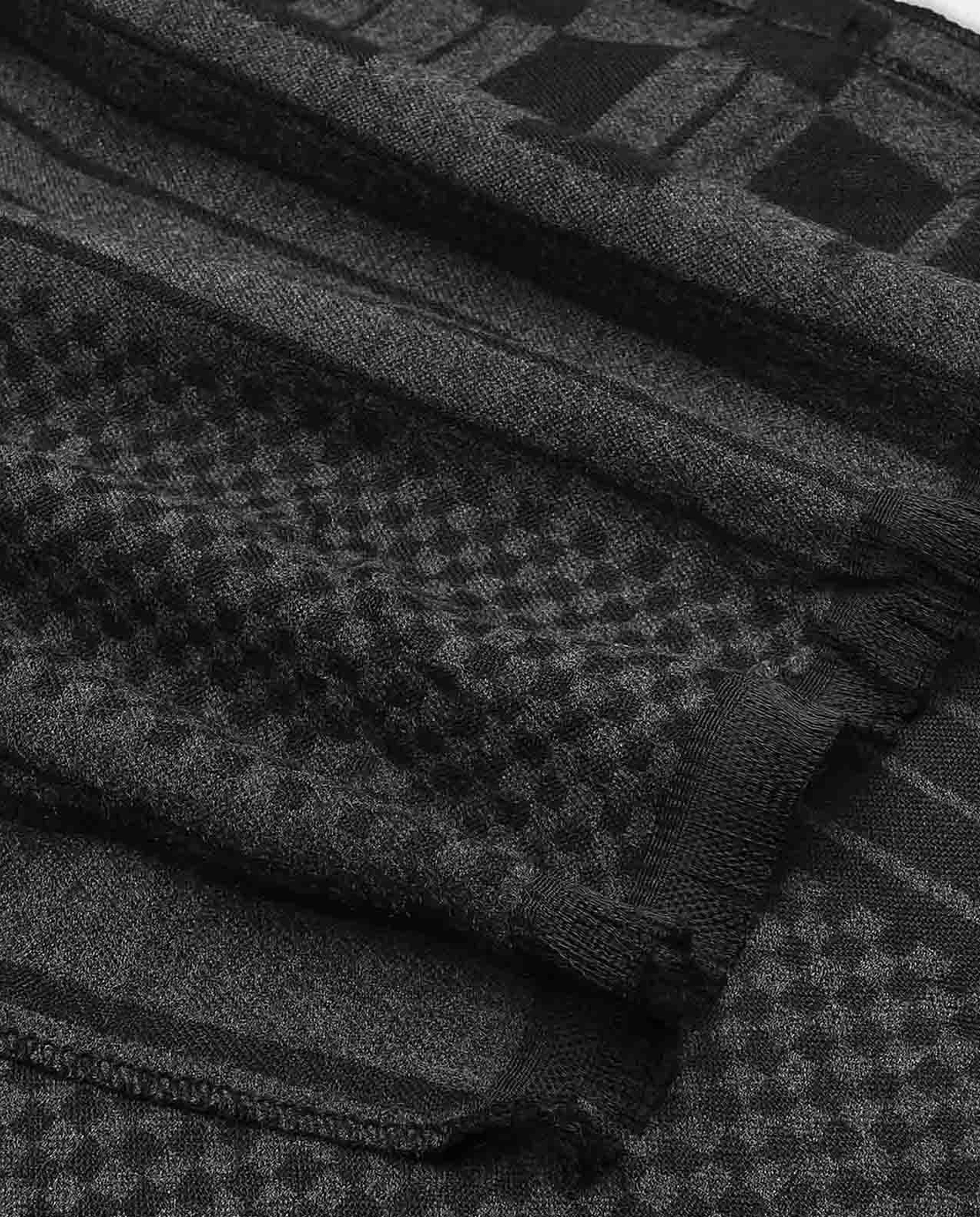 وشاح كاروهات