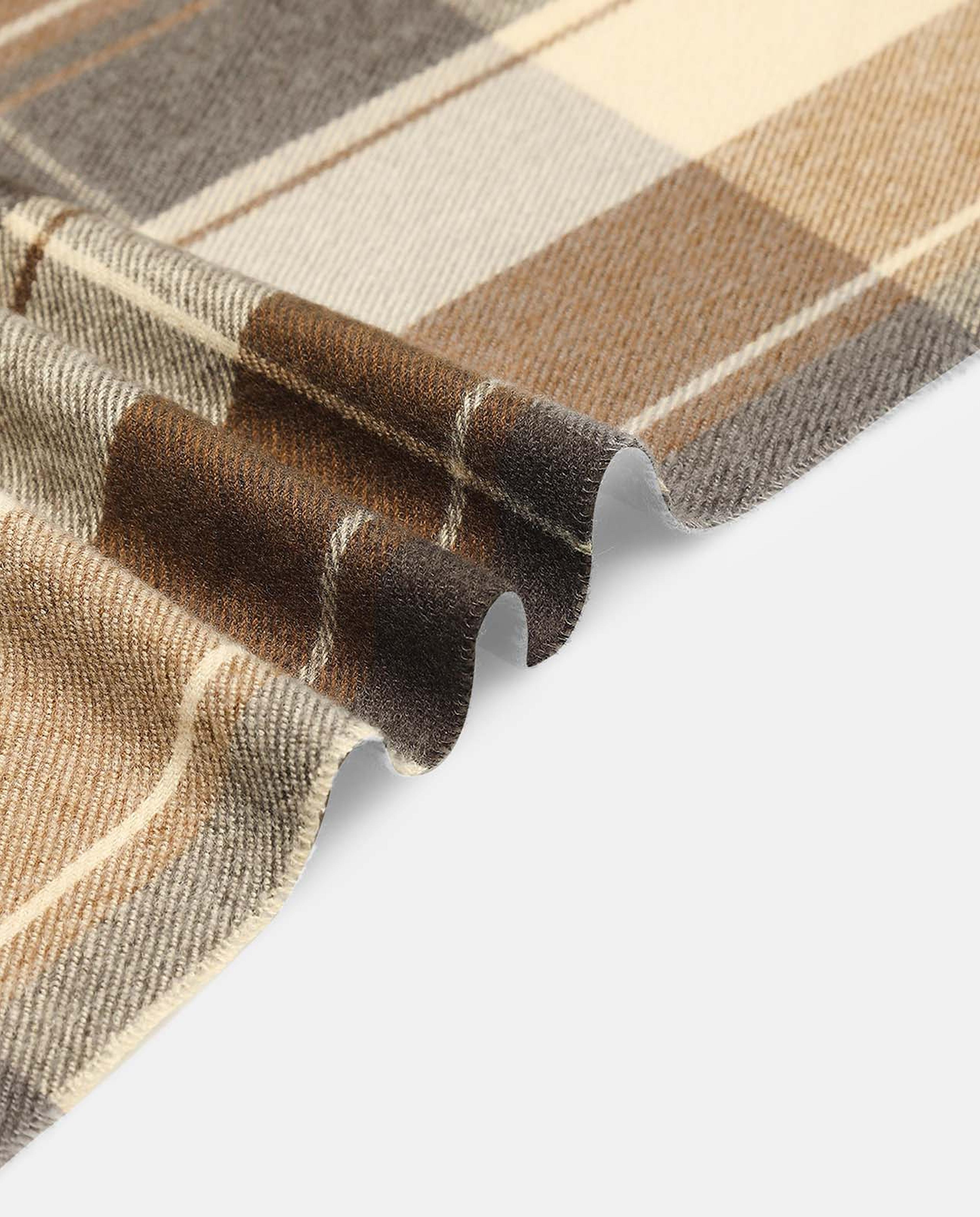 وشاح كاروهات