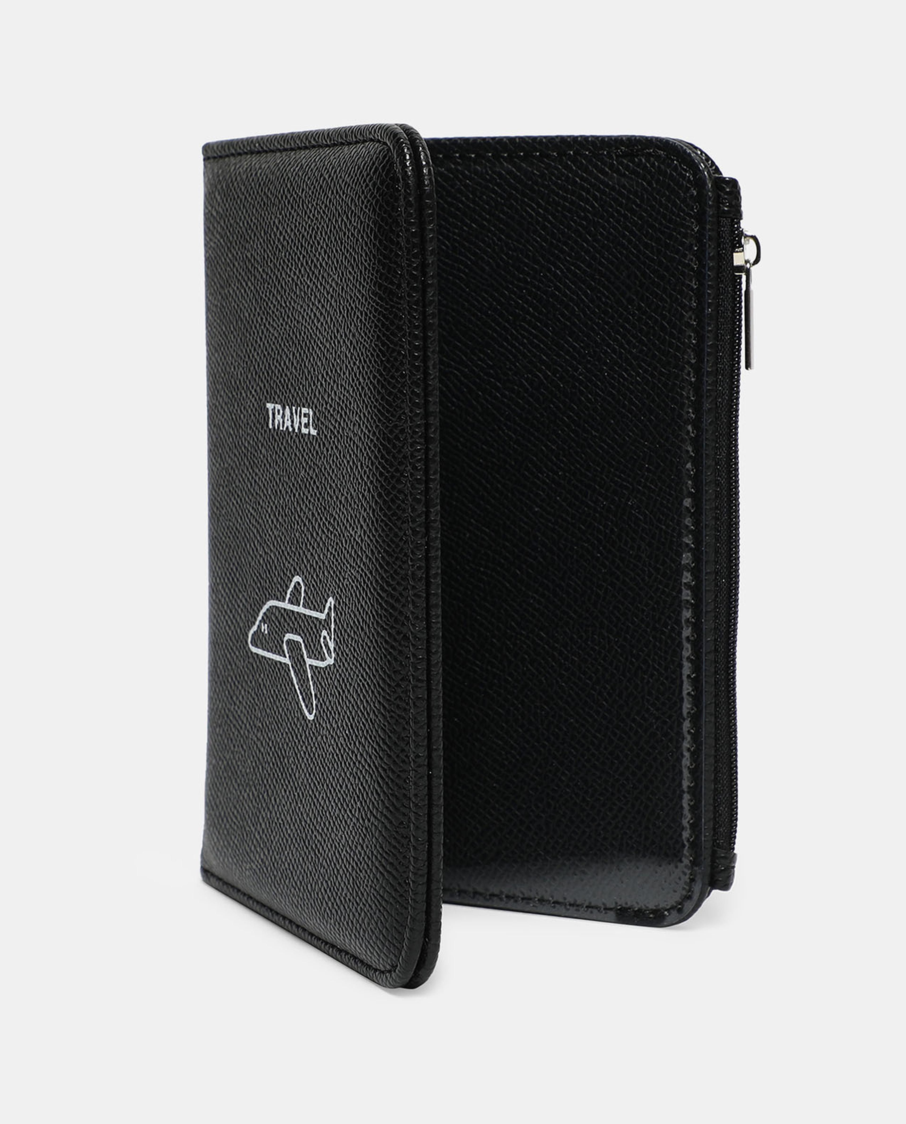 غلاف جواز السفر بطبعة