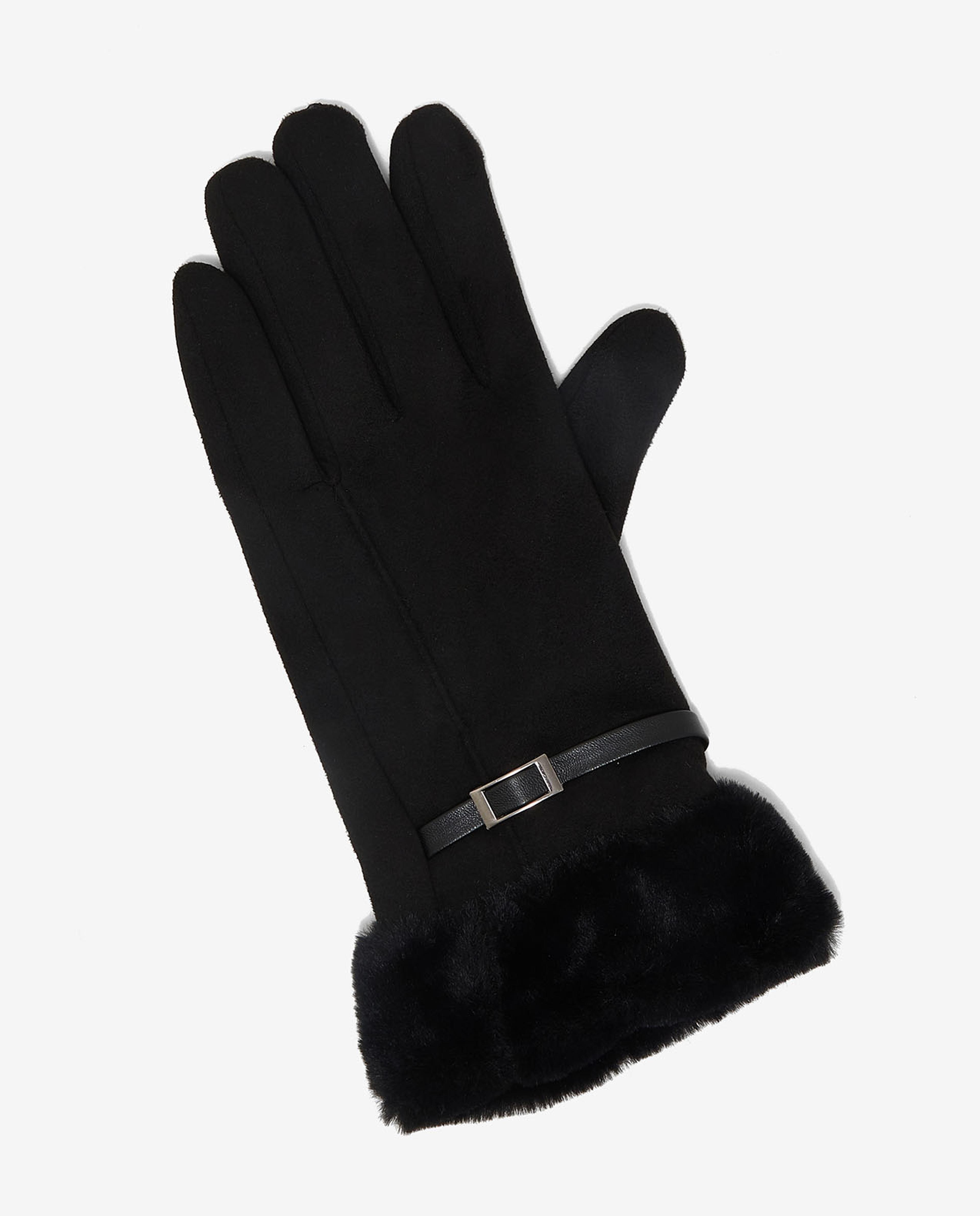 قفازات بقطعة معدنية