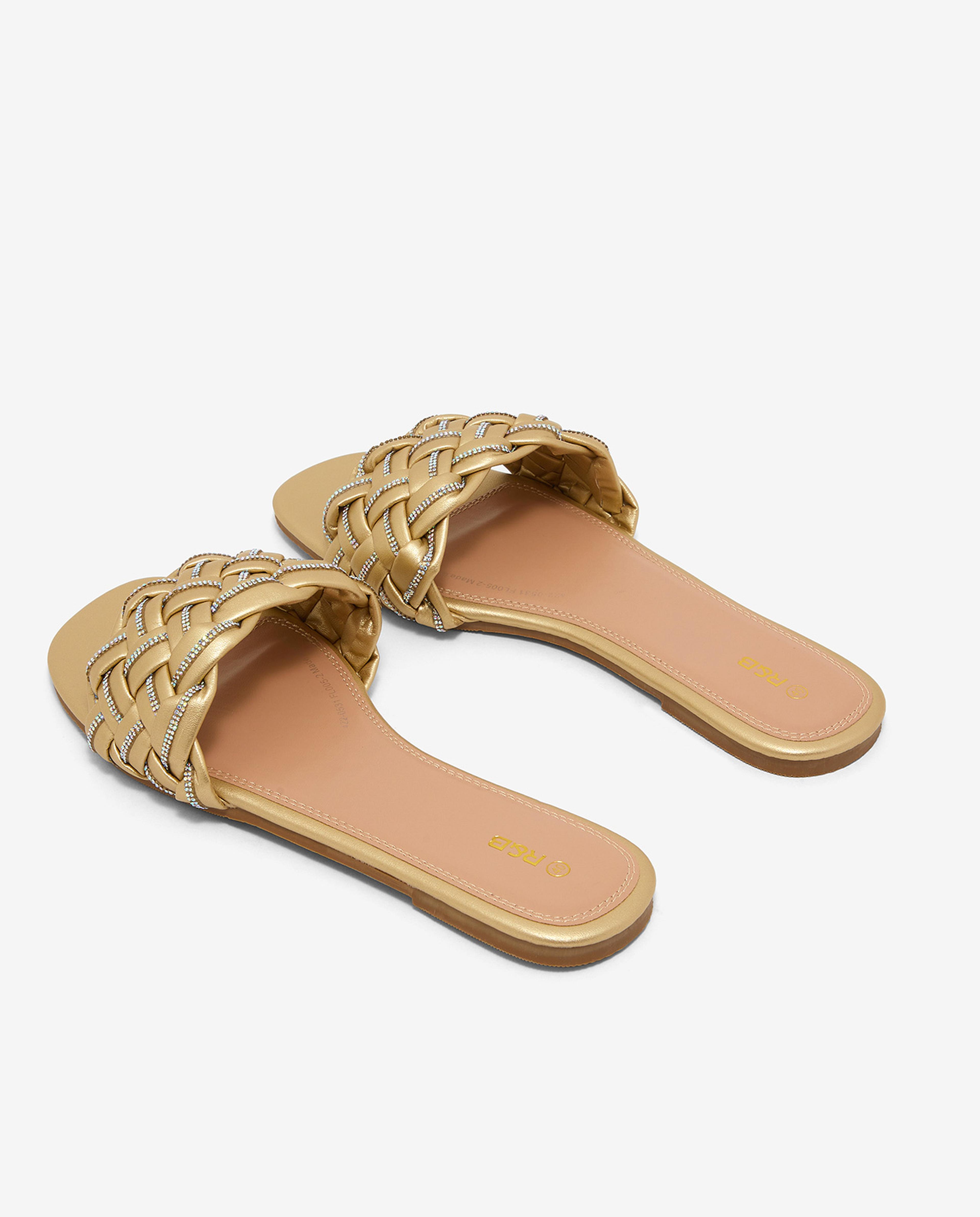 صندل بمقدمة مفتوحة