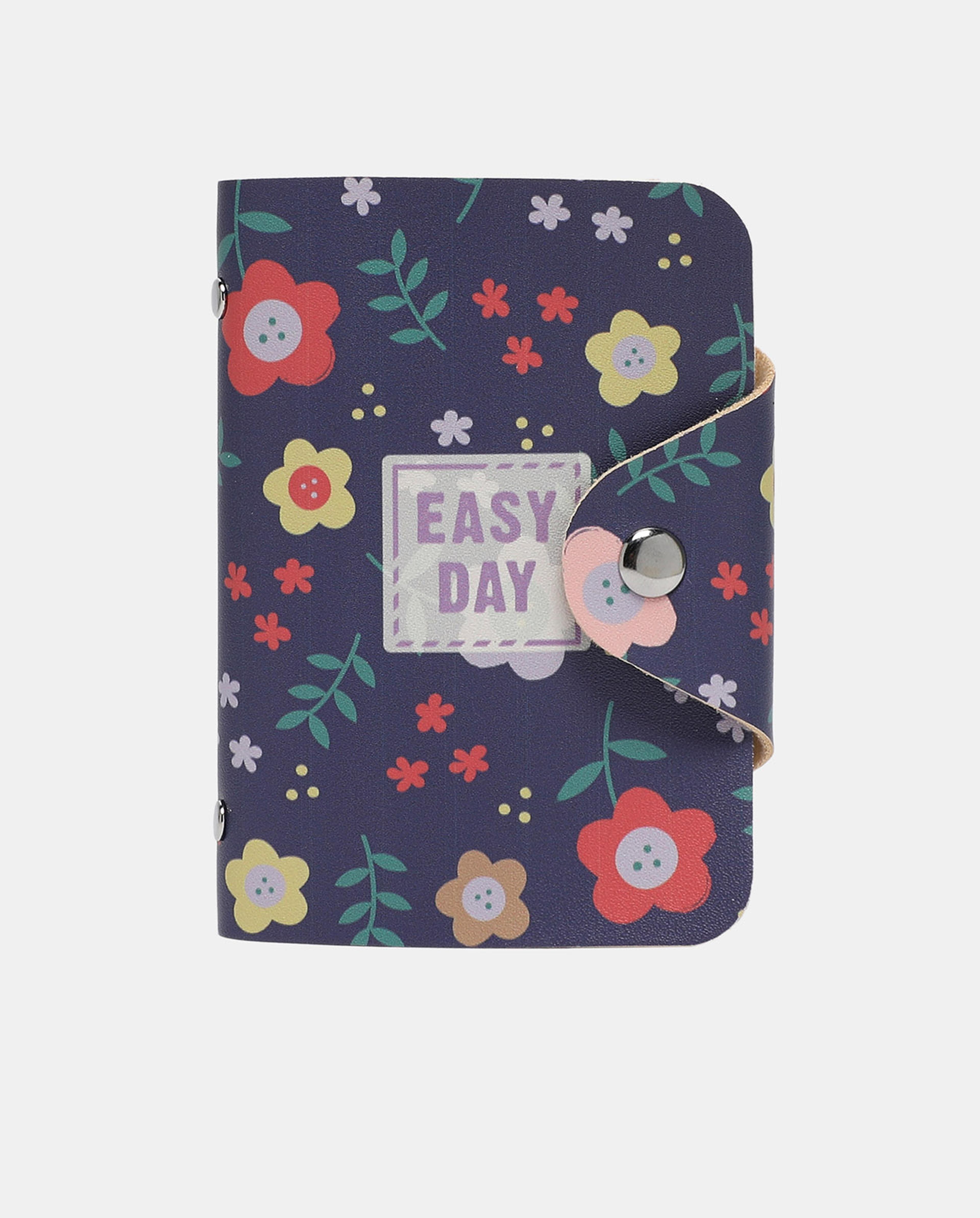 باوتش بطاقات زرقاء بطبعة من آر أند بي