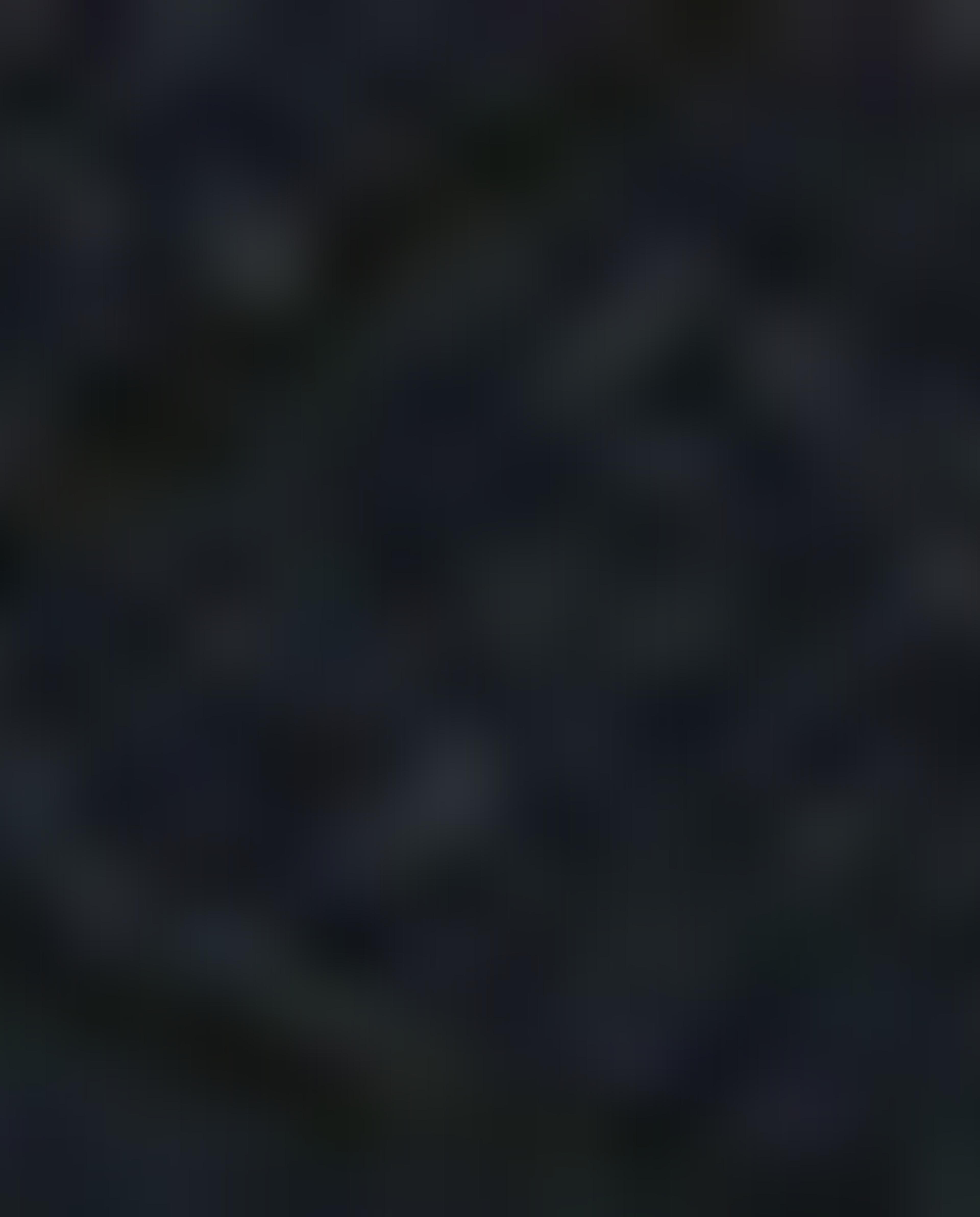 مرآة زرقاء مربعة من آر أند بي