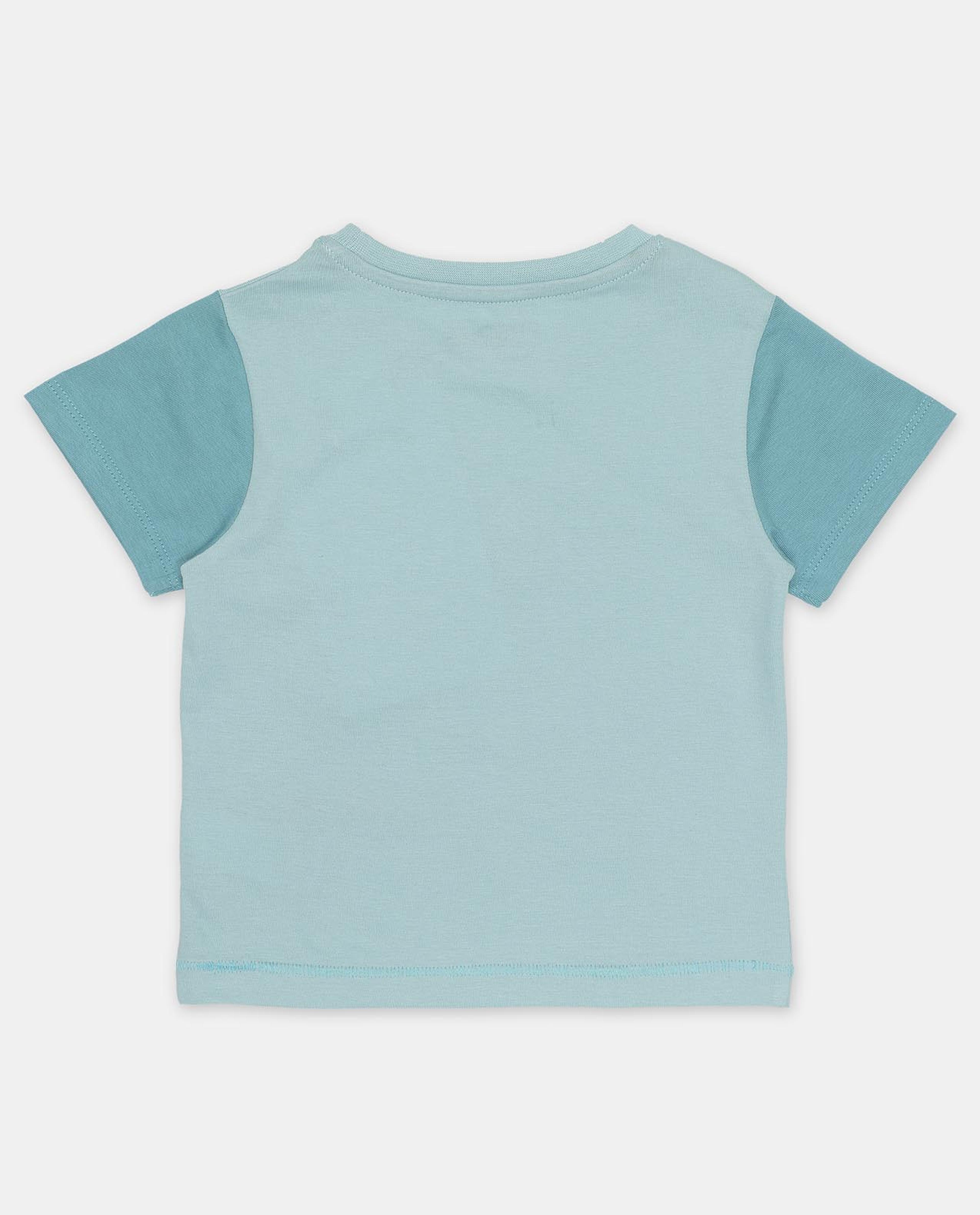 تيشيرت بطبعة بلون أسود