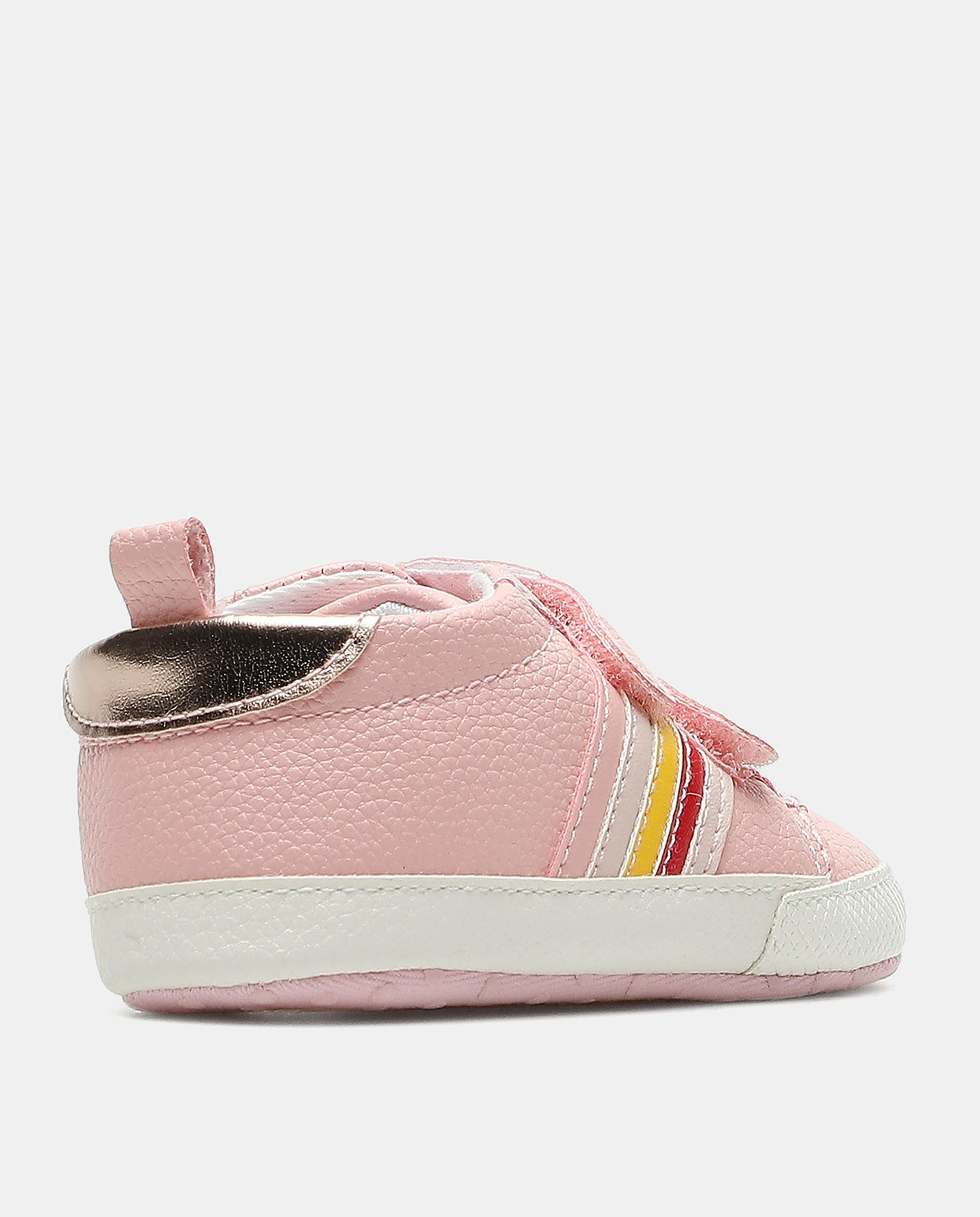 تيشيرت بطبعة بلون أزرق