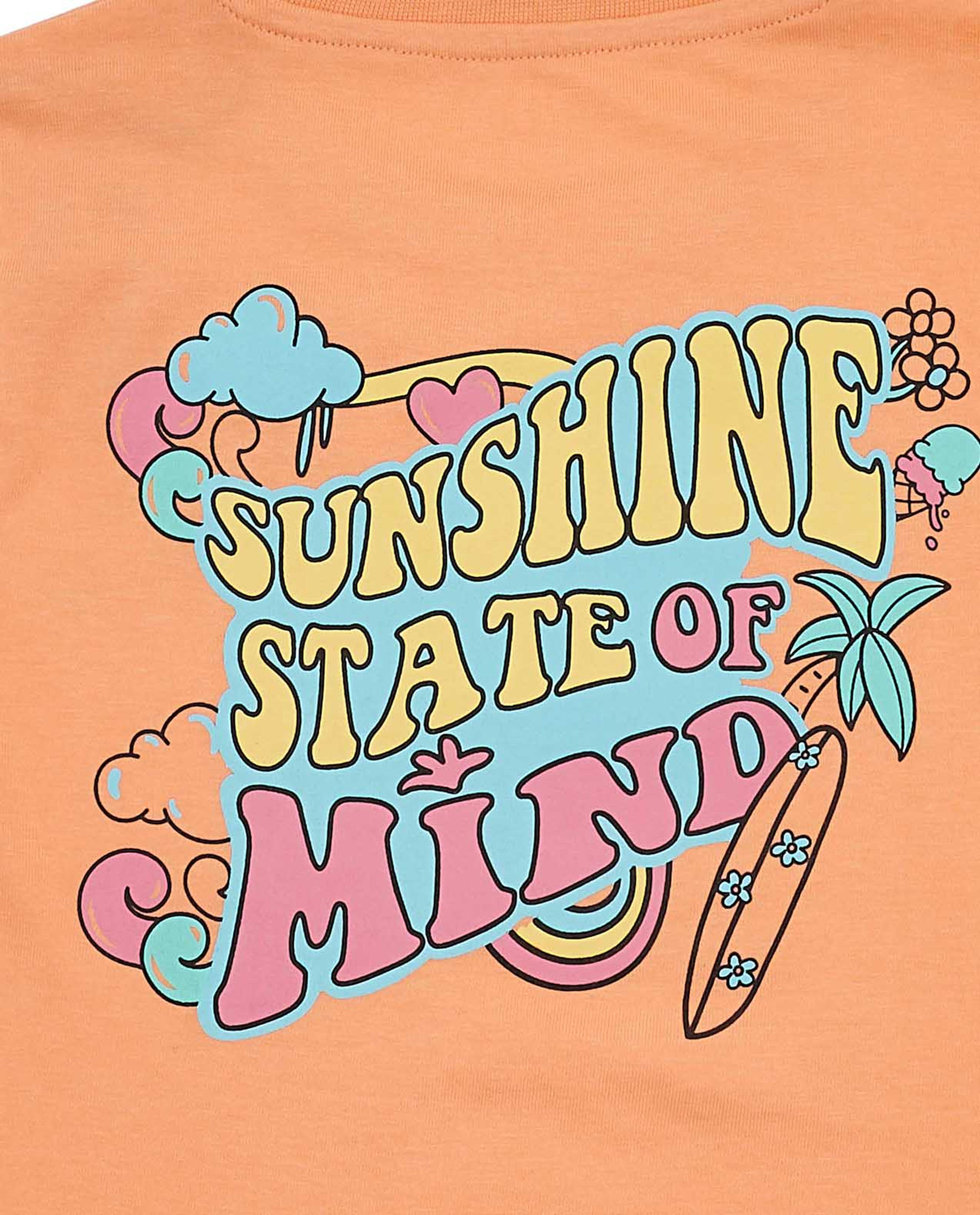 Print Detail T-Shirt with Crew Neck and Short Sleeves