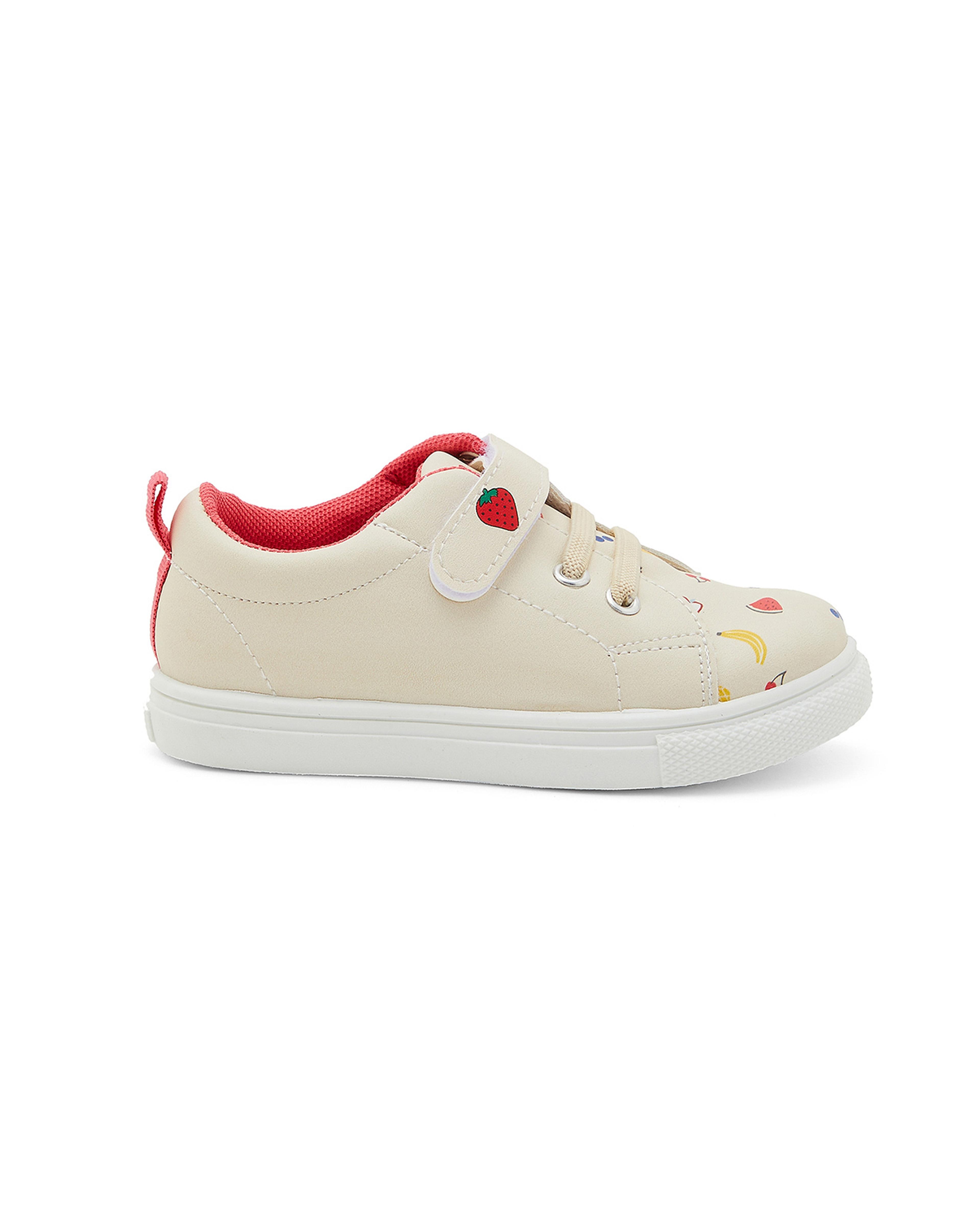 حذاء كاجوال بطبعة وشريط فيلكرو