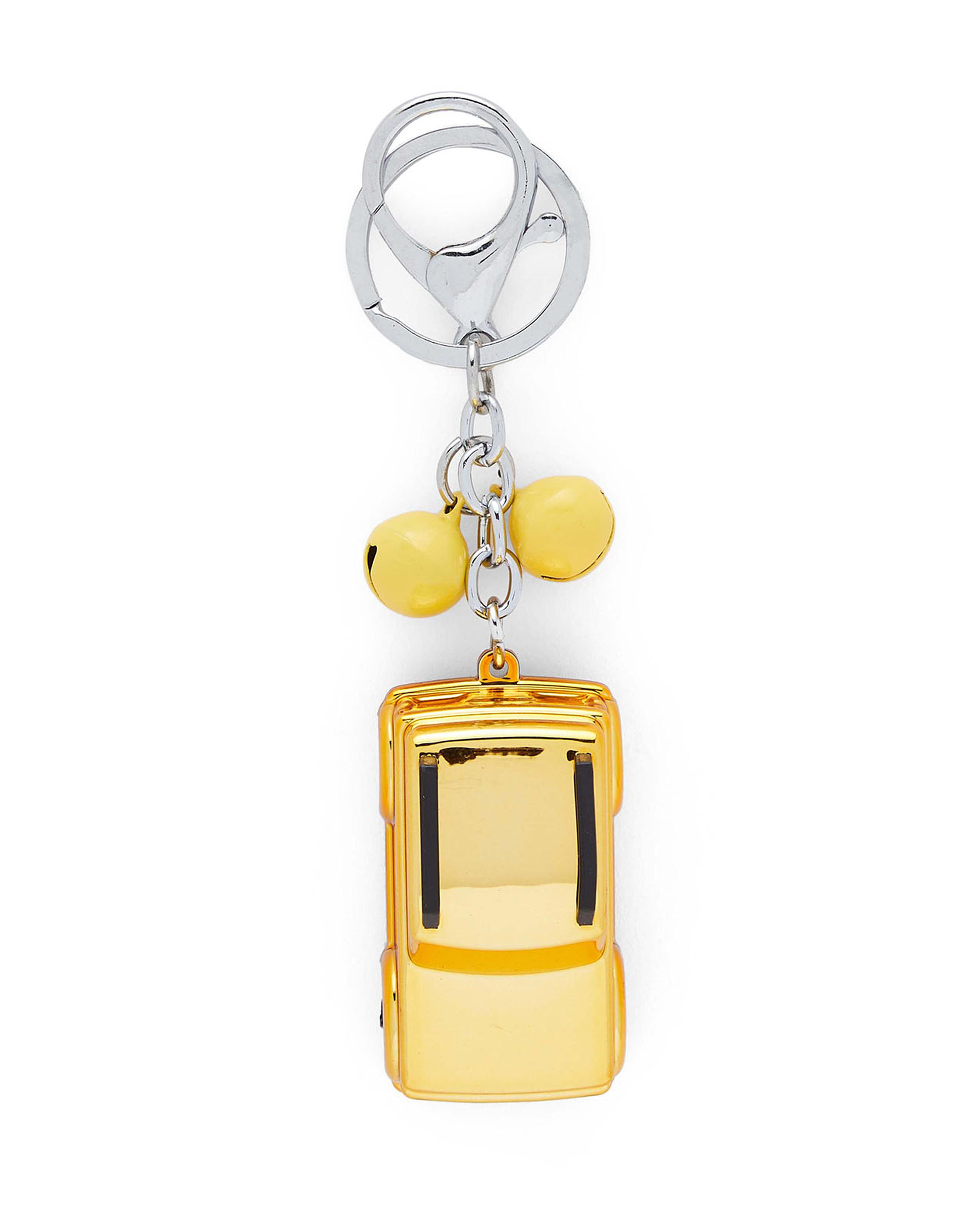 سلسلة مفاتيح بتصميم سيارة فينتيج