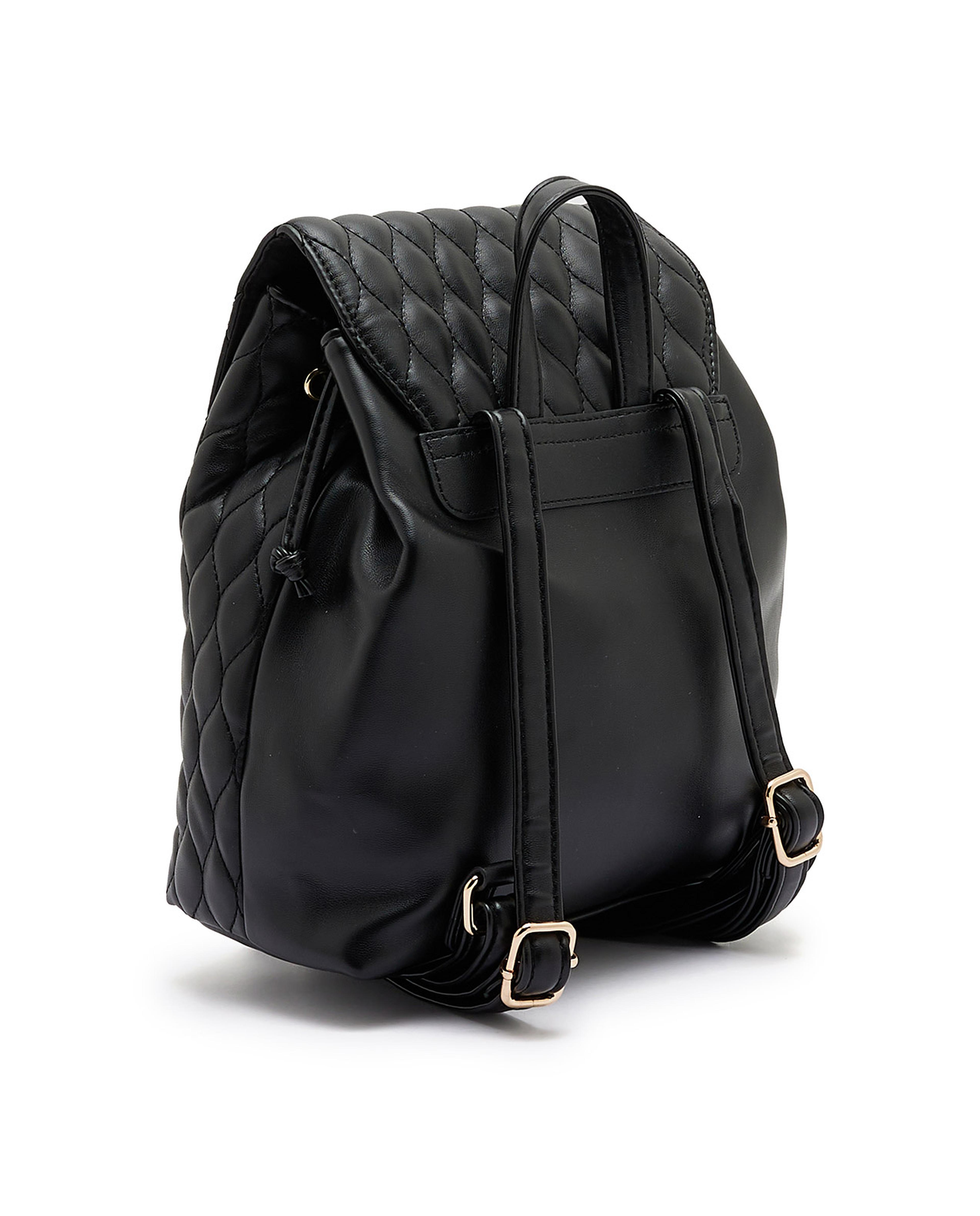 حقيبة ظهر مبطنة