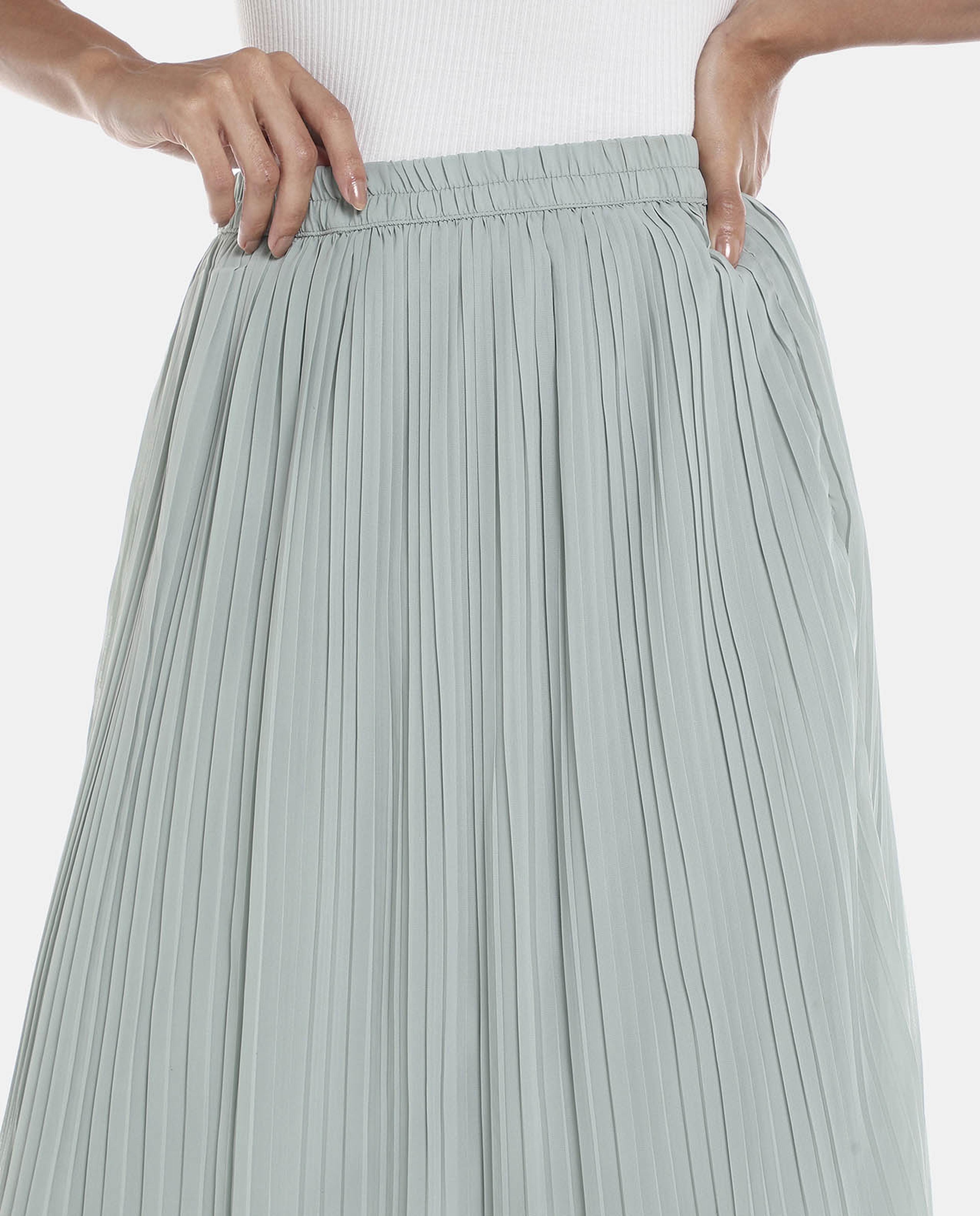 R&B Green Solid Accordian Pleated Midi Skirt