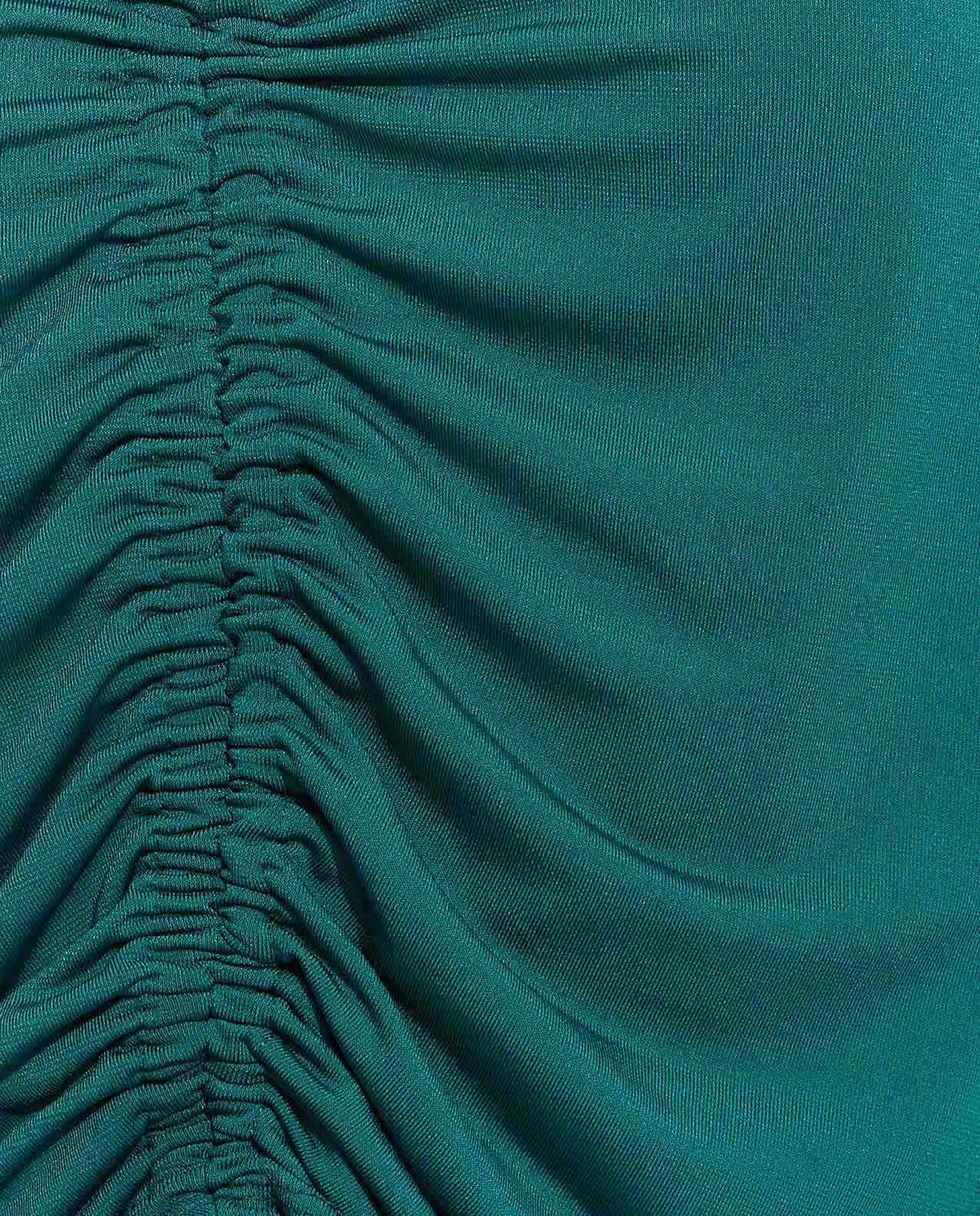 توب قصير بياقة قميص ورباط