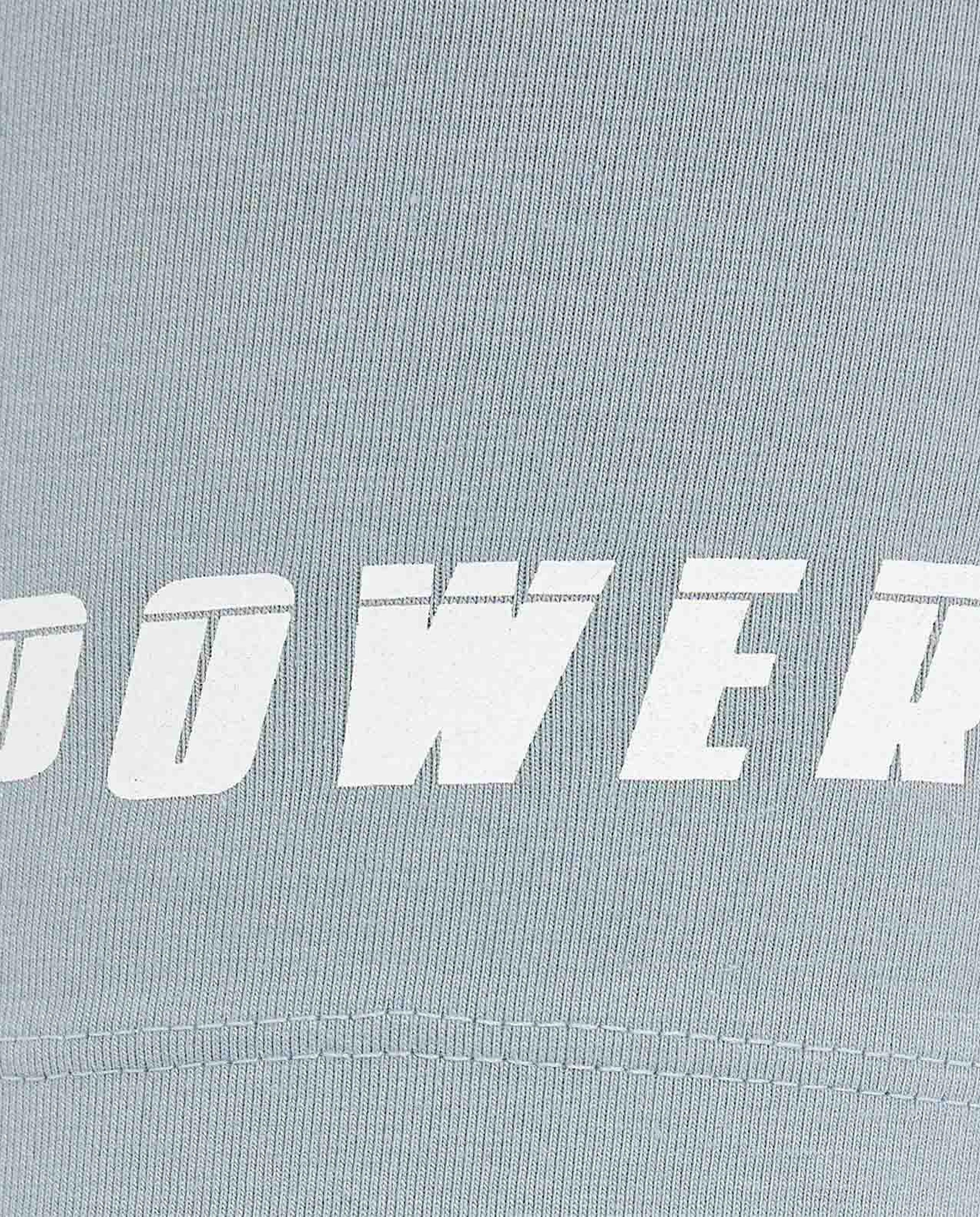 بنطال رياضي قصير بطبعة وخصر مطاطي