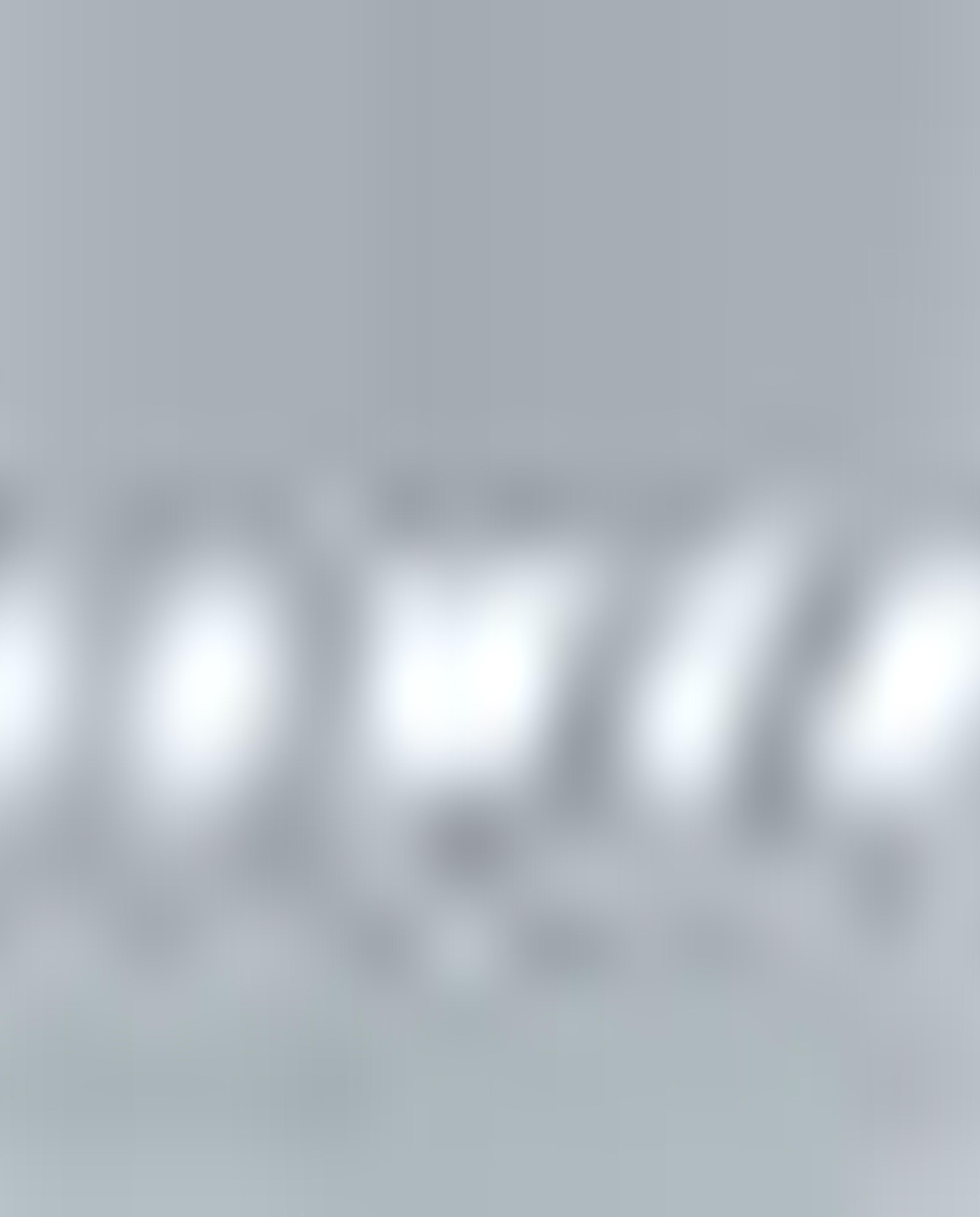 بنطال رياضي قصير بطبعة وخصر مطاطي