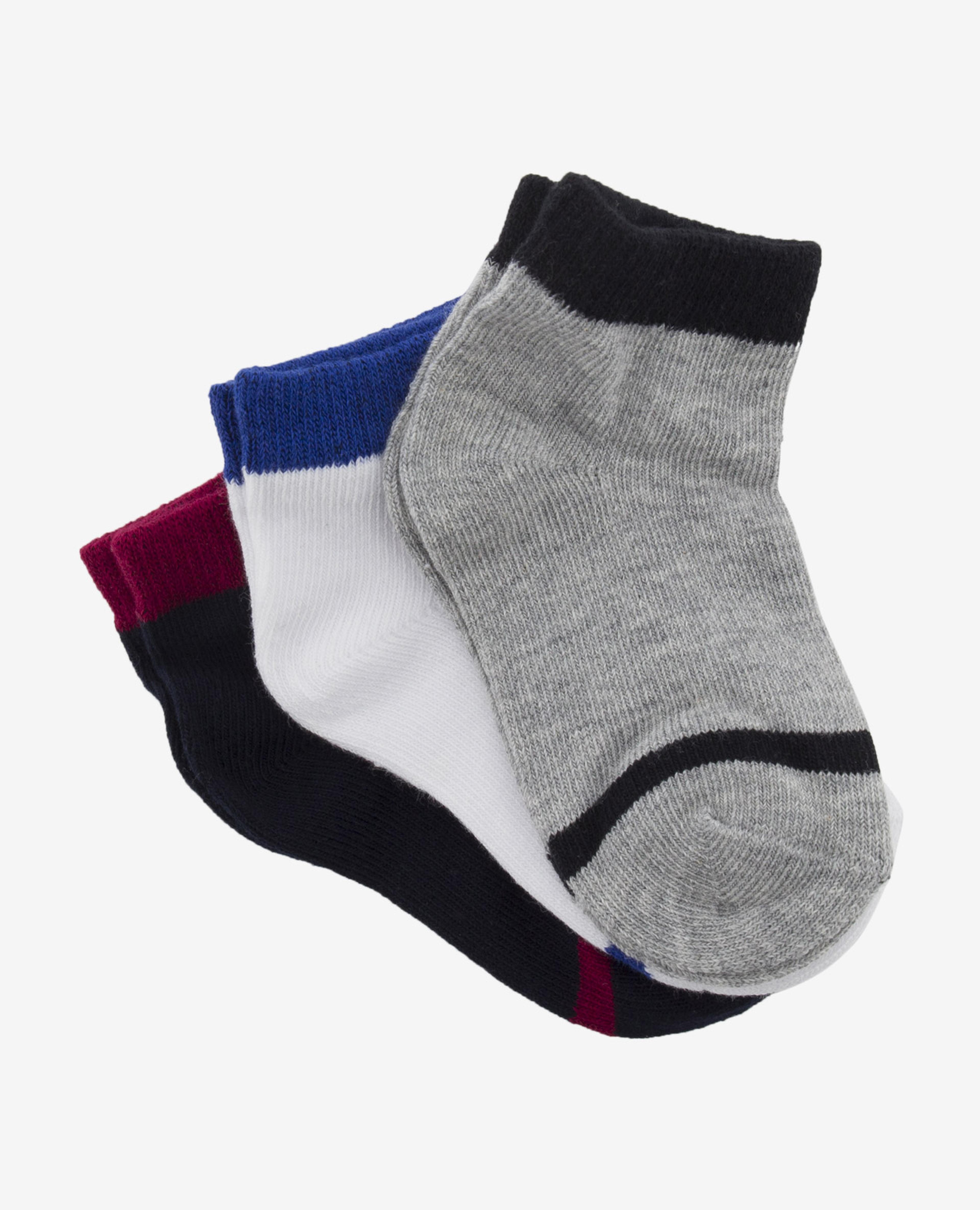 مجموعة جوارب للكاحل بألوان متعددة  من (3 قطع)