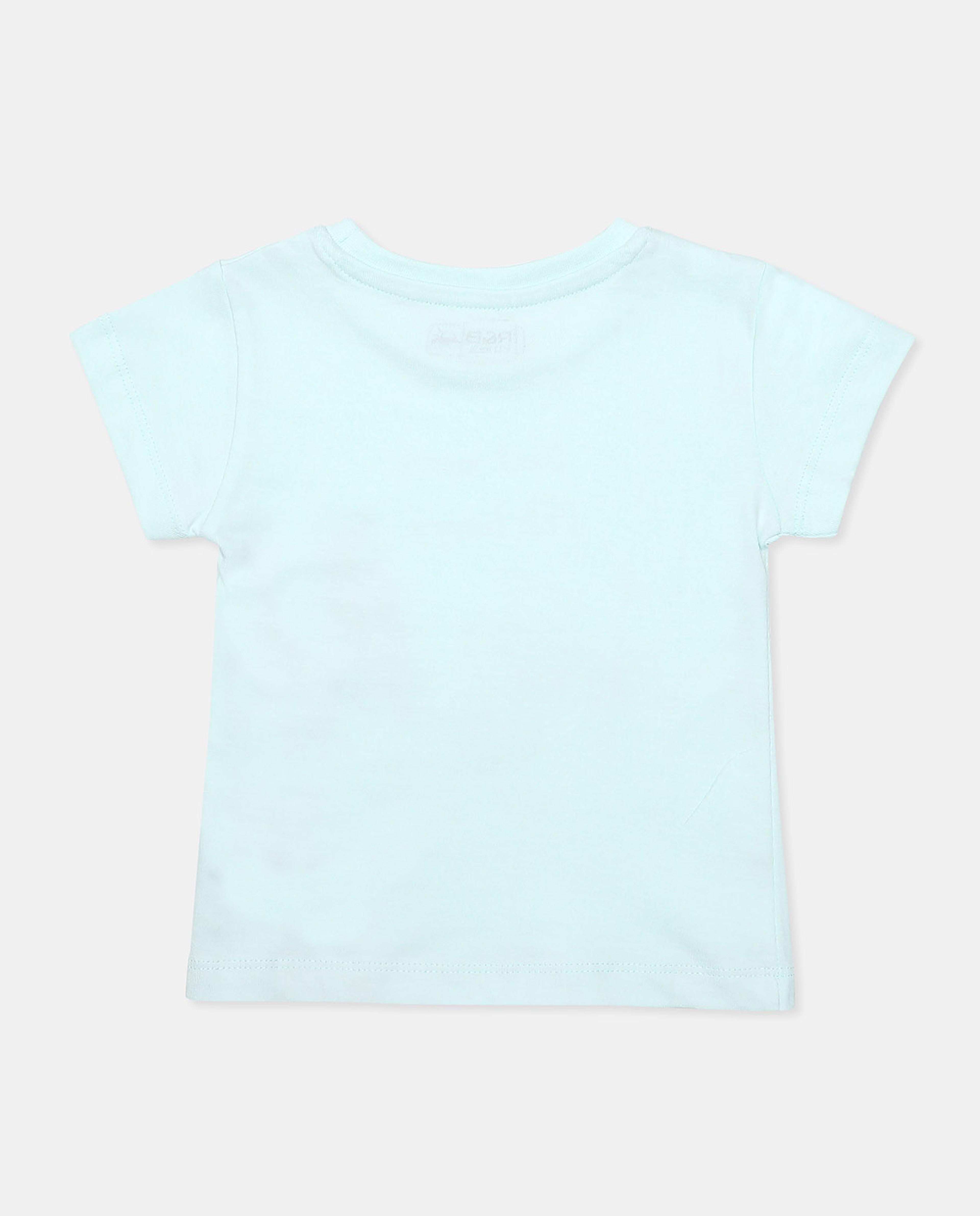 تيشيرت بياقة مستديرة وأكمام قصيرة وطبعة