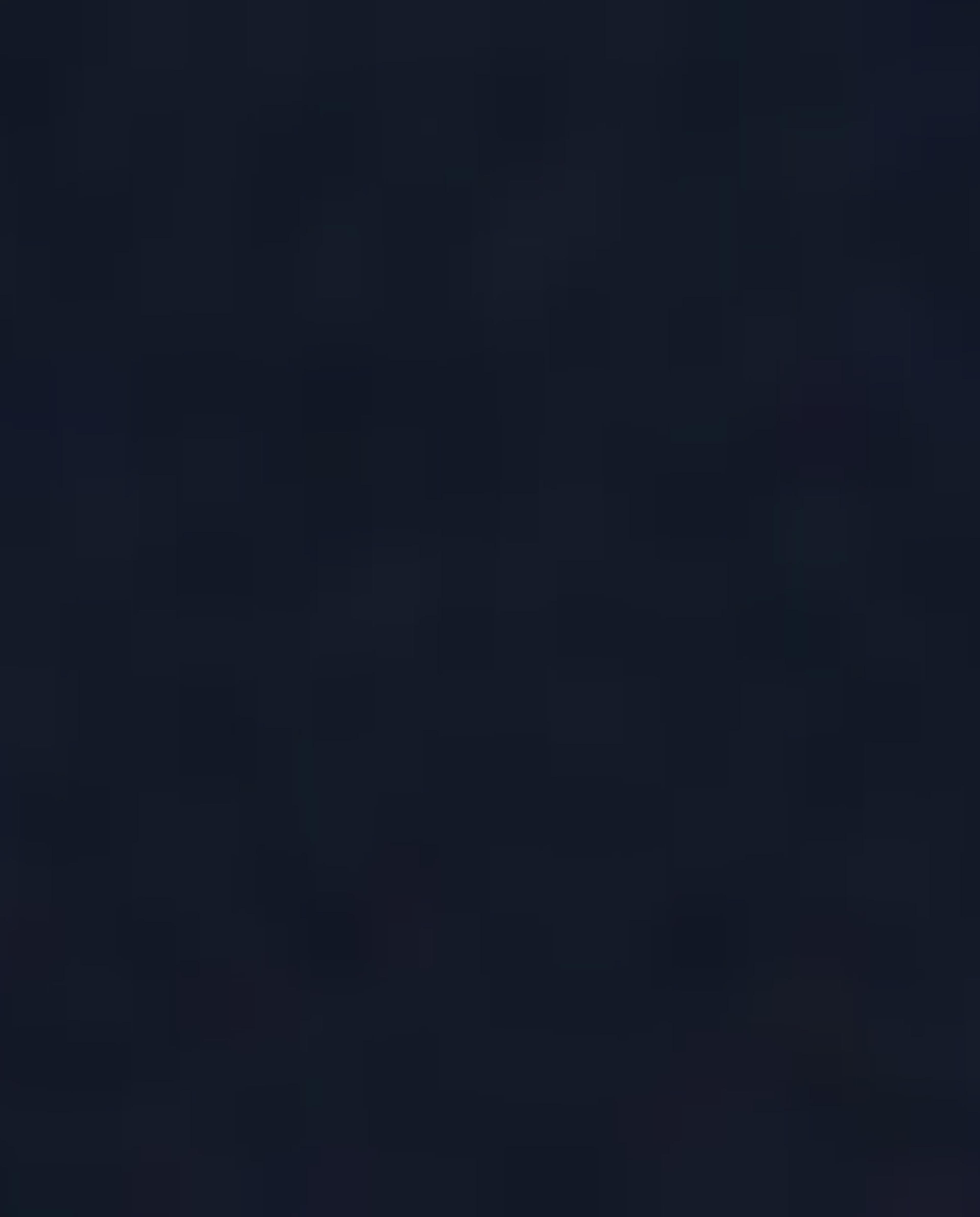 تيشيرت بطبعة وياقة مستديرة وأكمام قصيرة