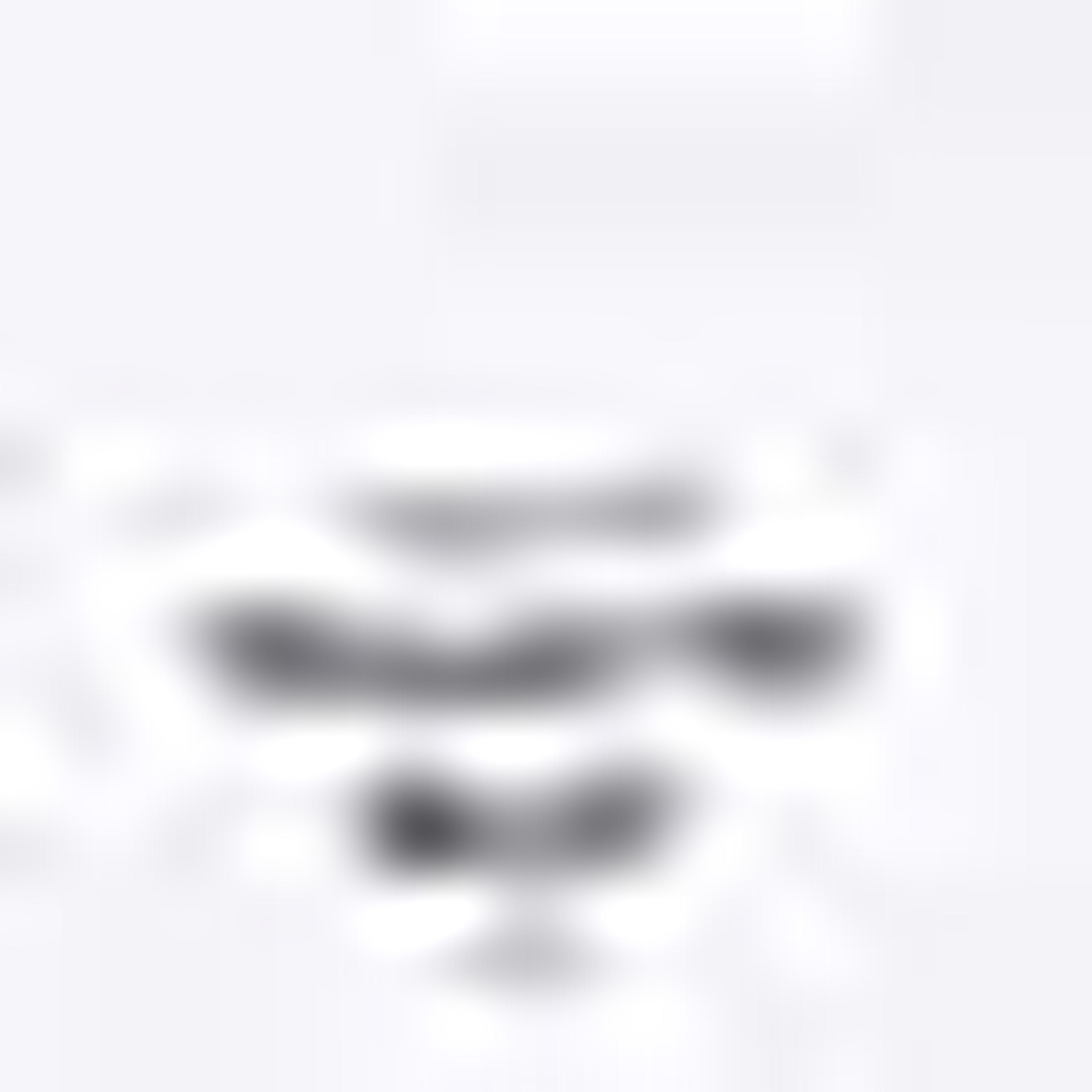 تيشيرت بياقة دائرية وأكمام قصيرة وبطبعة