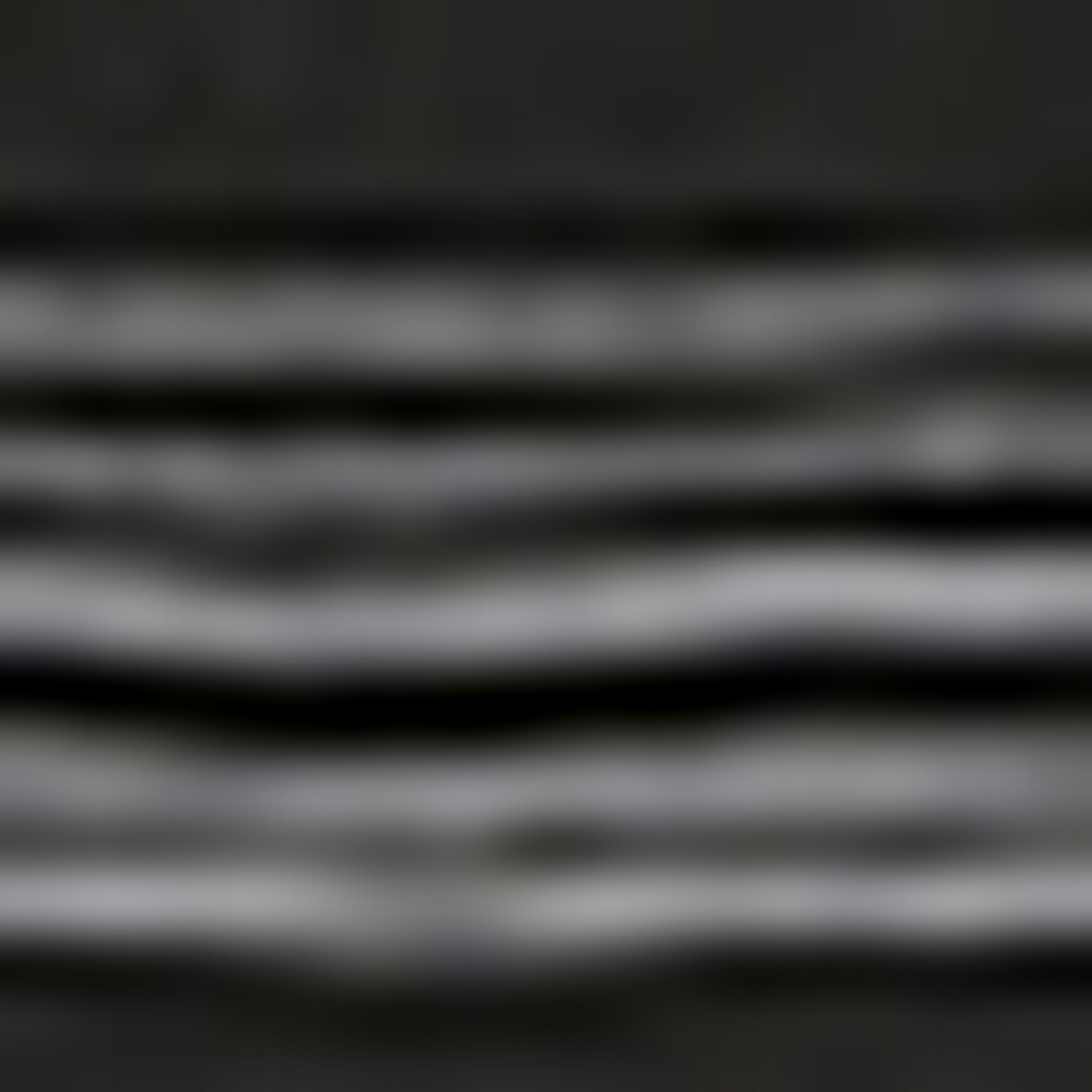 وشاح بنقش تجريدي