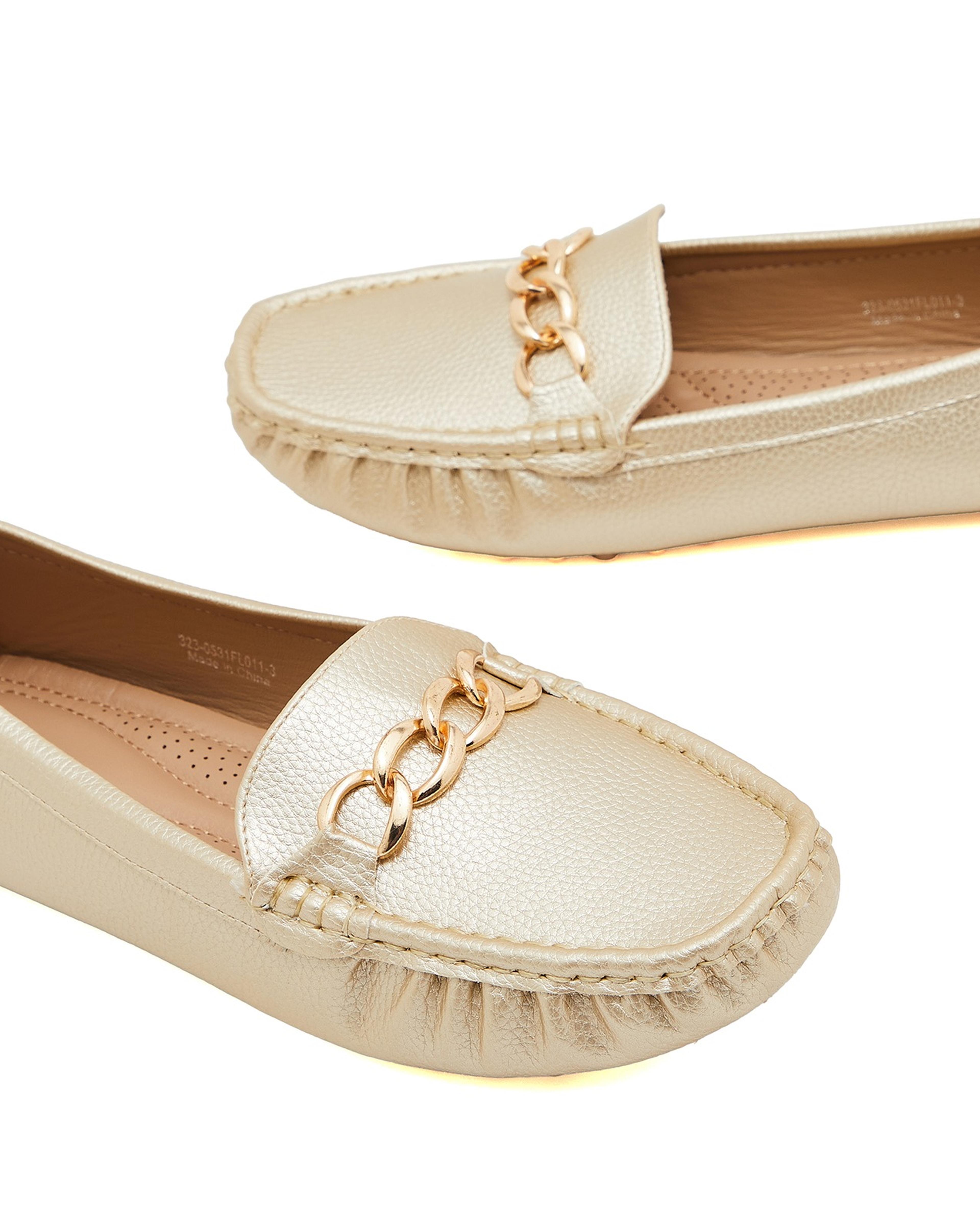 Chain-Link Detail Loafers