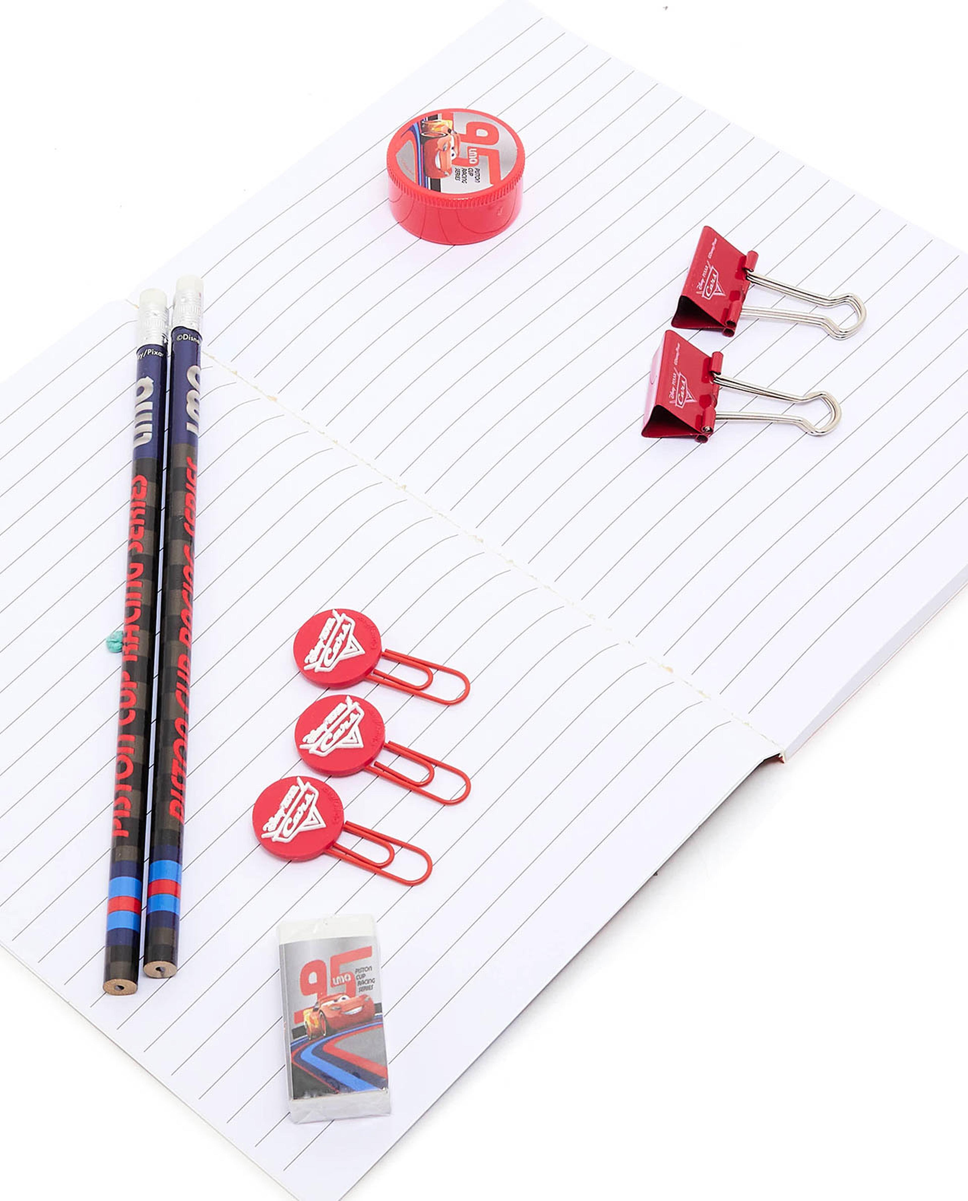 مجموعة قرطاسية بطبعة سيارات