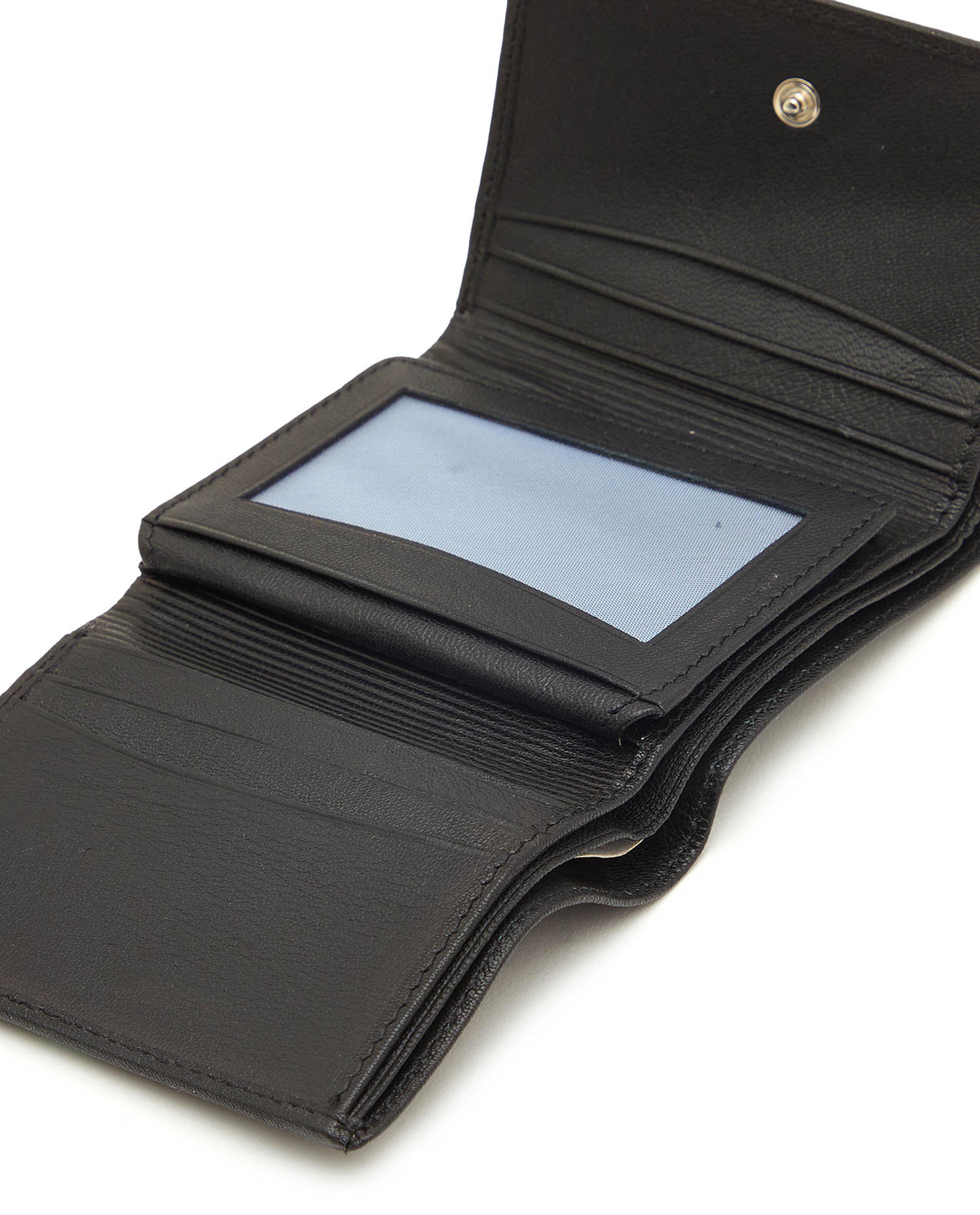 محفظة بطيتين