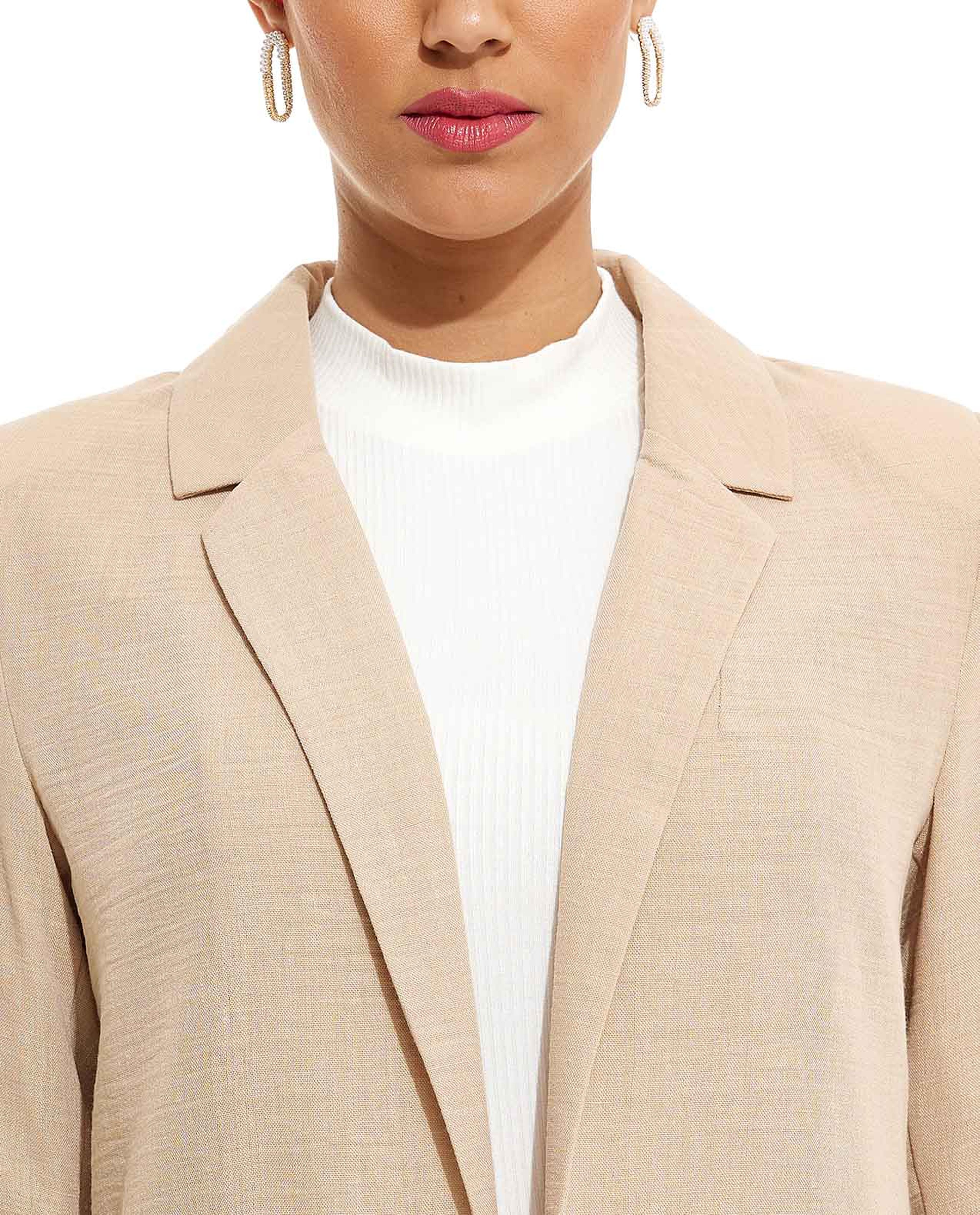 بليزر بأكمام طويلة