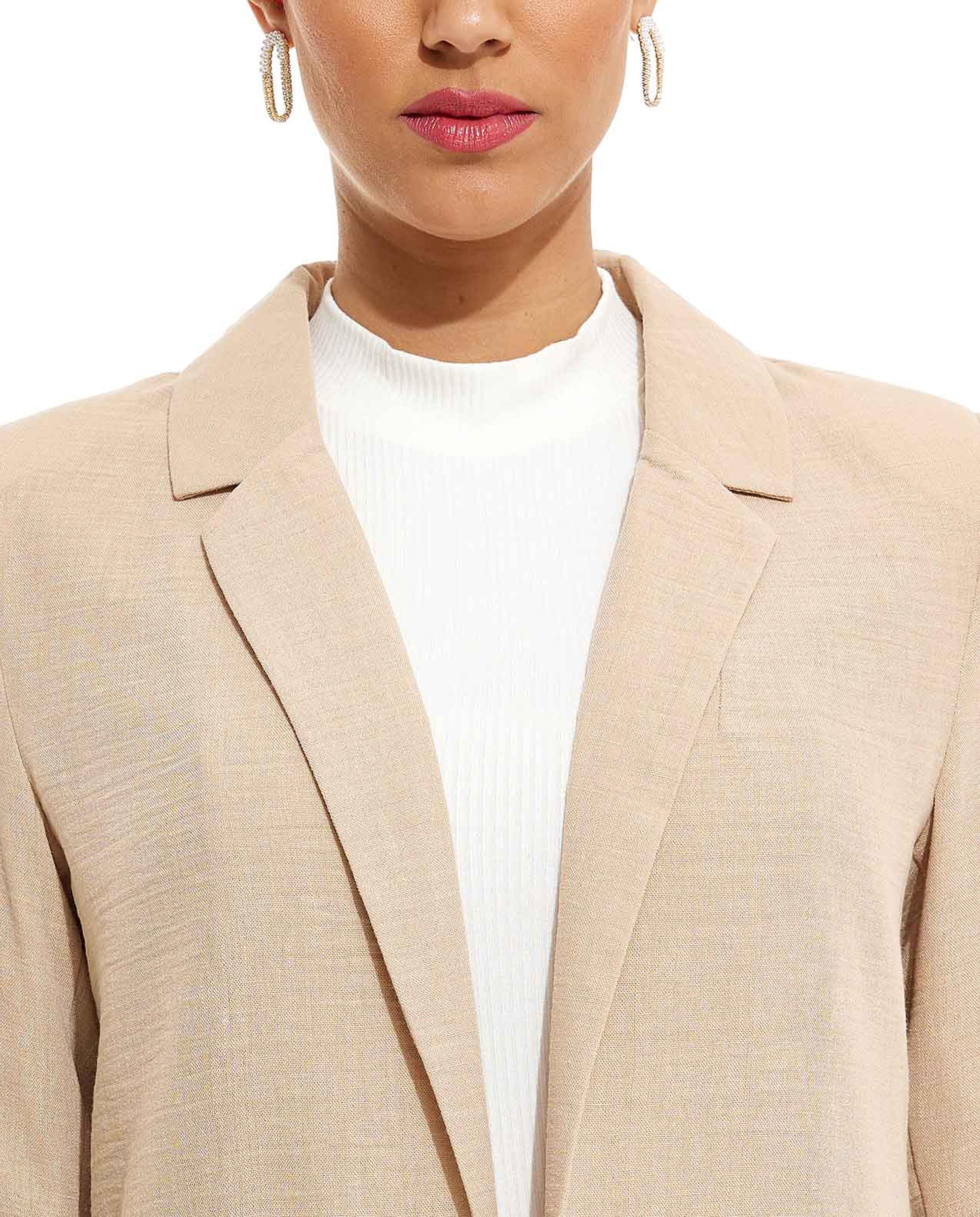 بليزر بأكمام طويلة