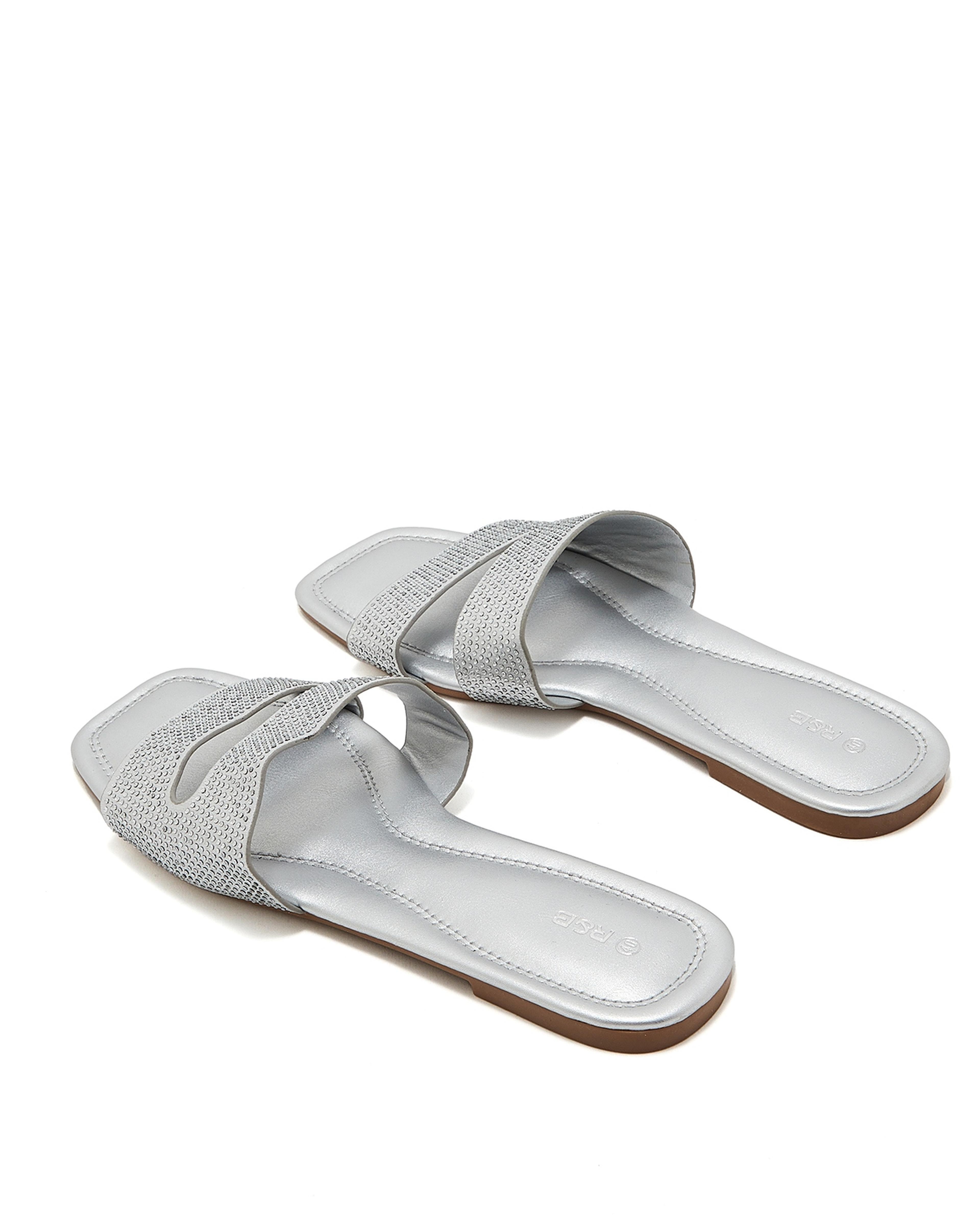 Cut-Out Strap Flat Sandals