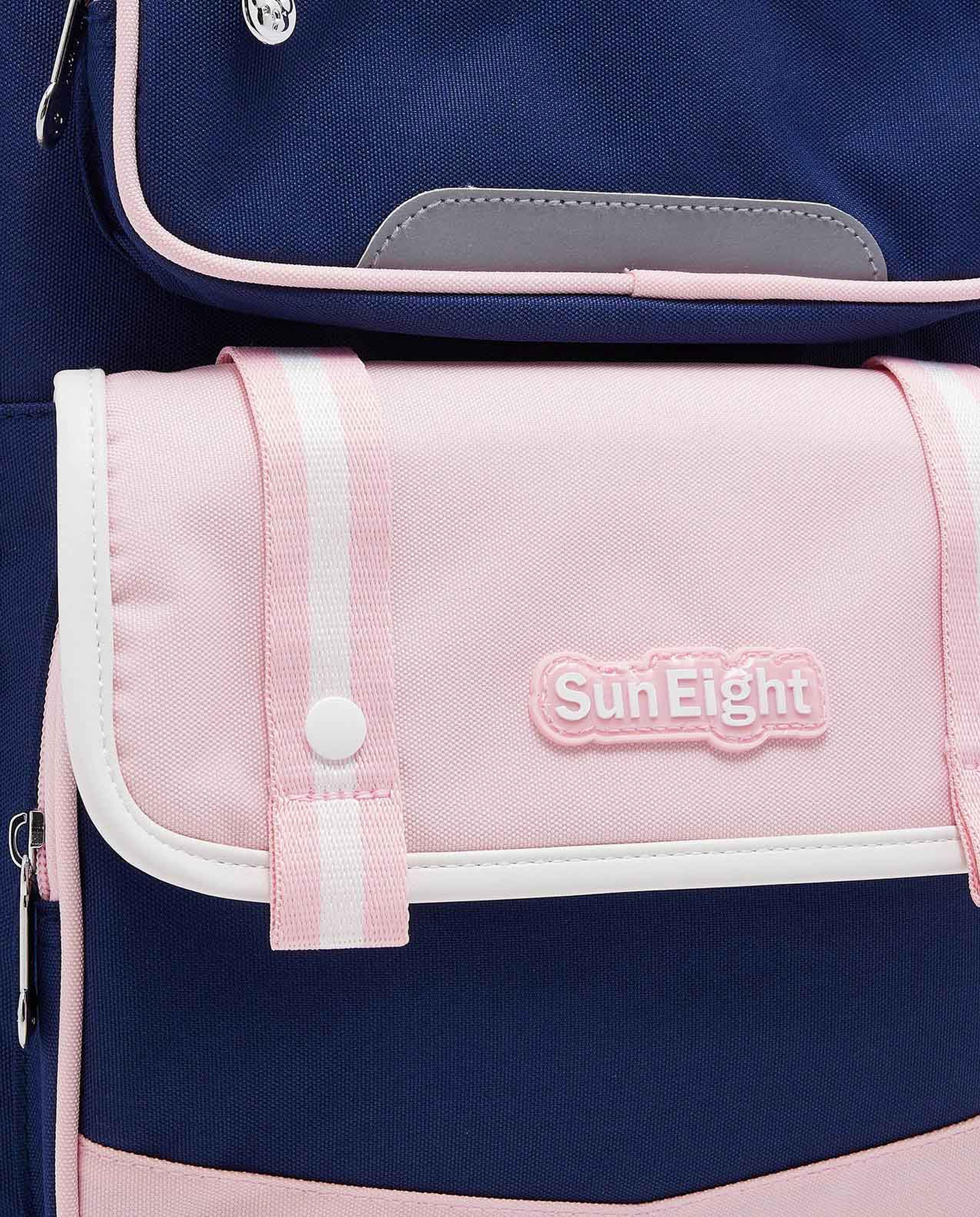 حقيبة ظهر بألوان متباينة