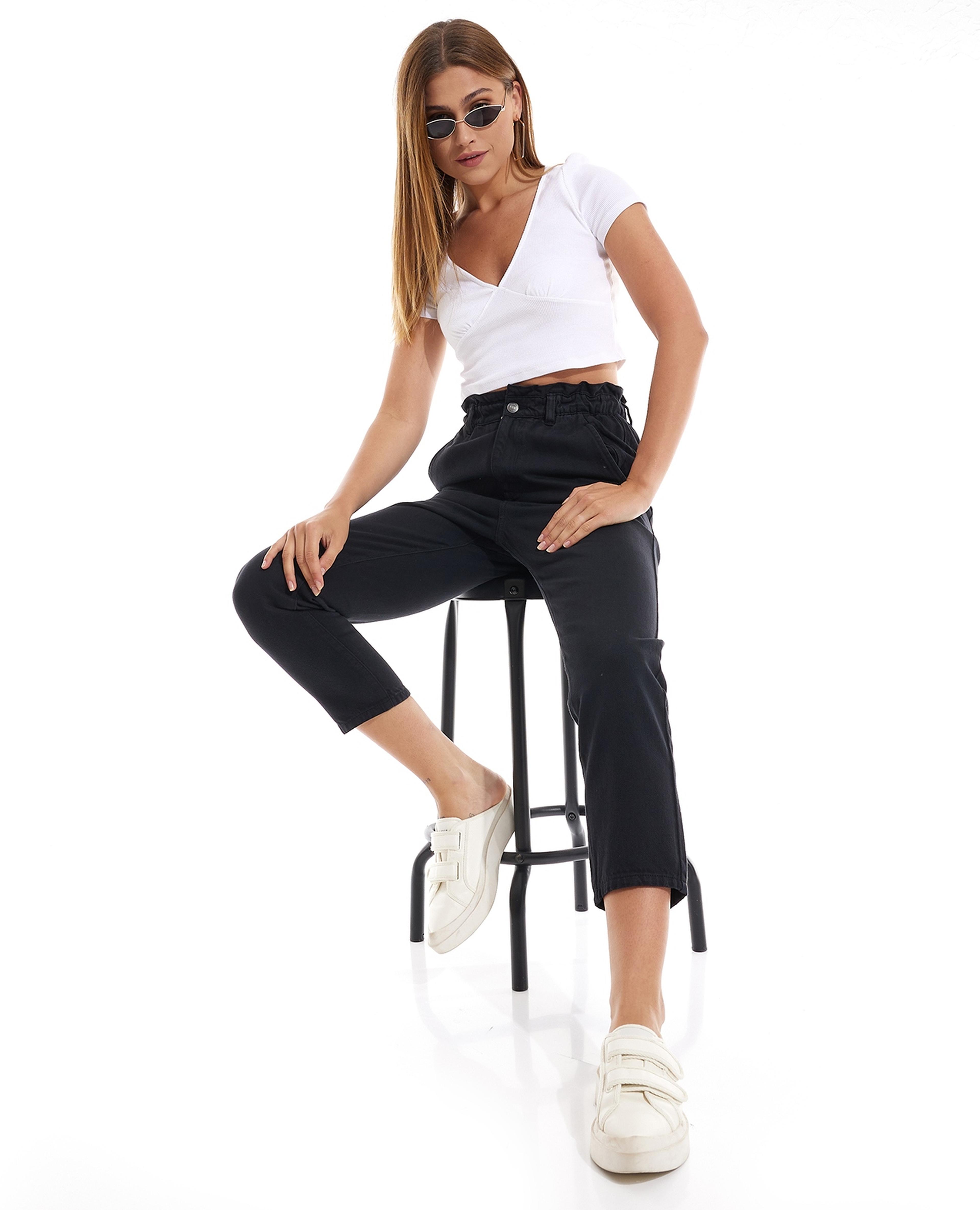 Solid Slouchy Jeans with Button Closure