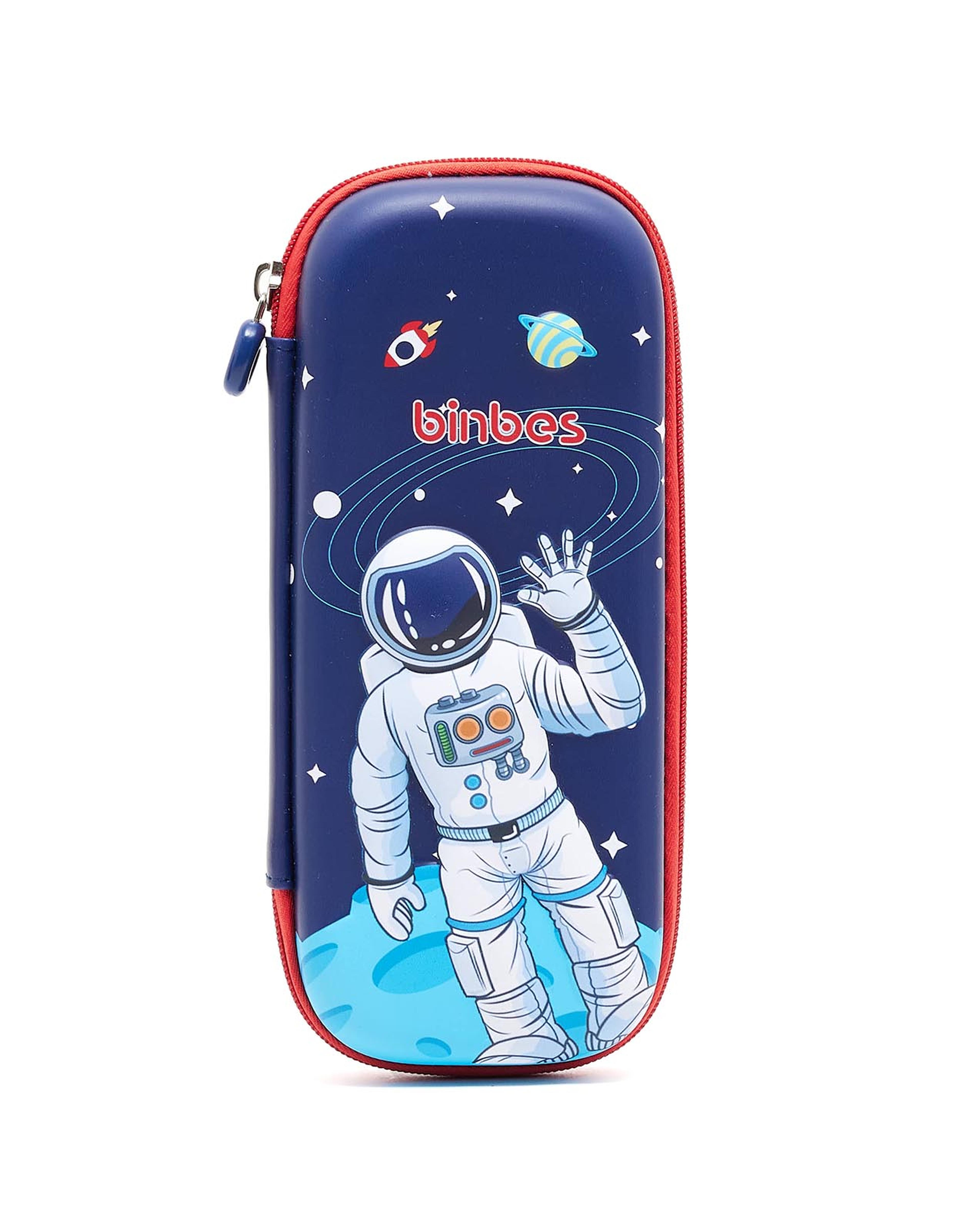 محفظة أقلام بطبعة فضاء