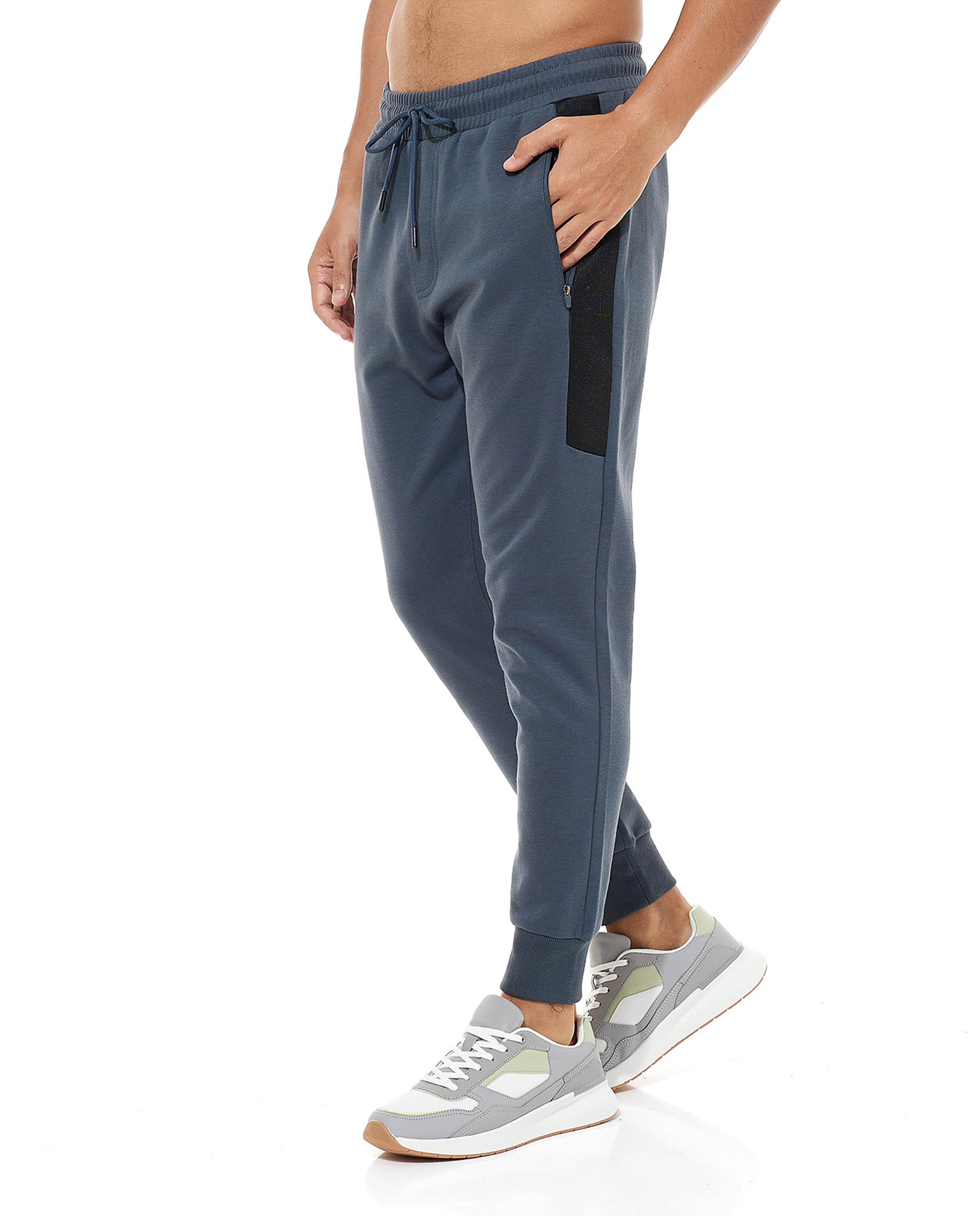 بنطال جوغر رياضي برباط مطاطي وألوان متباينة