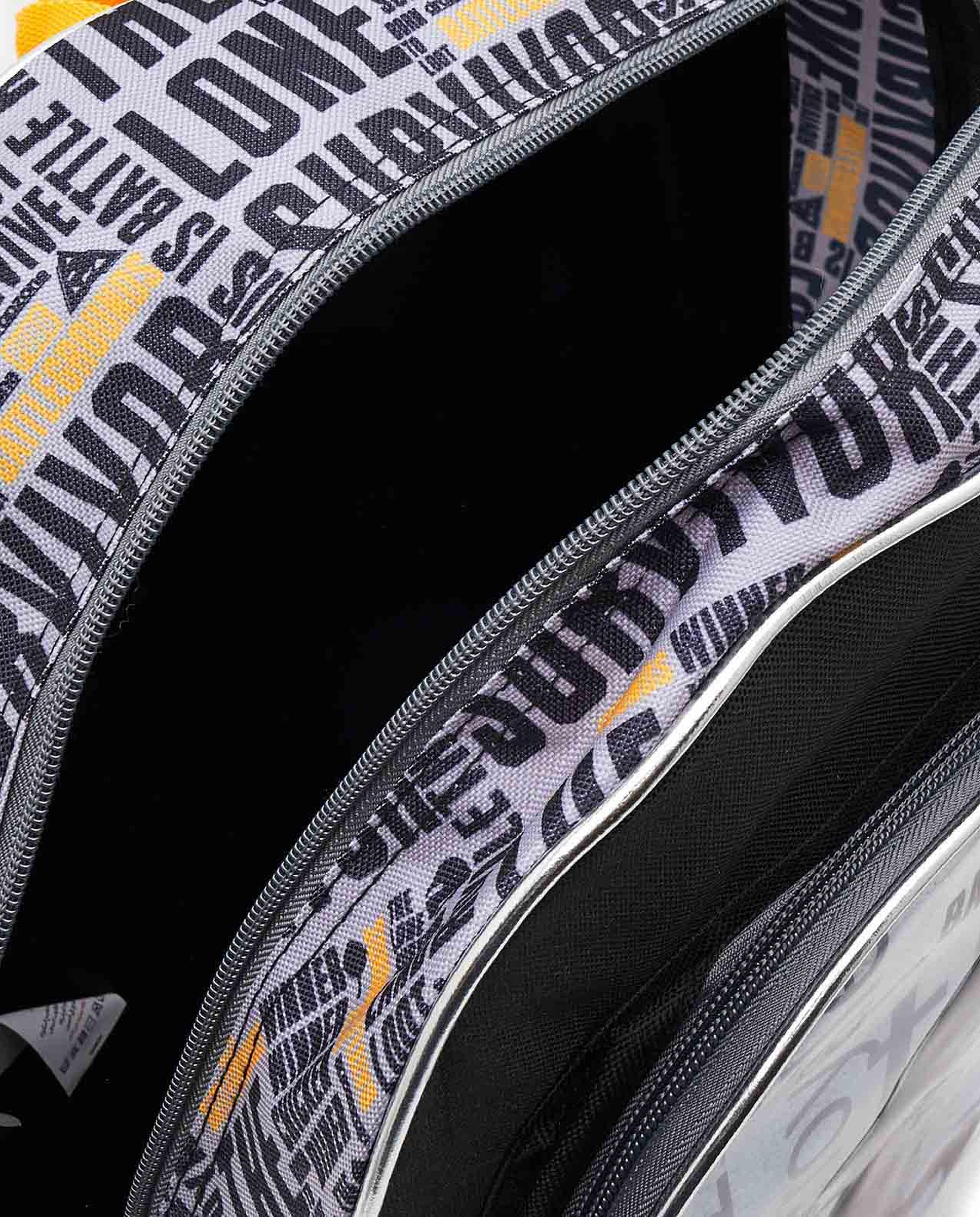 طقم حقائب مدرسية بابج