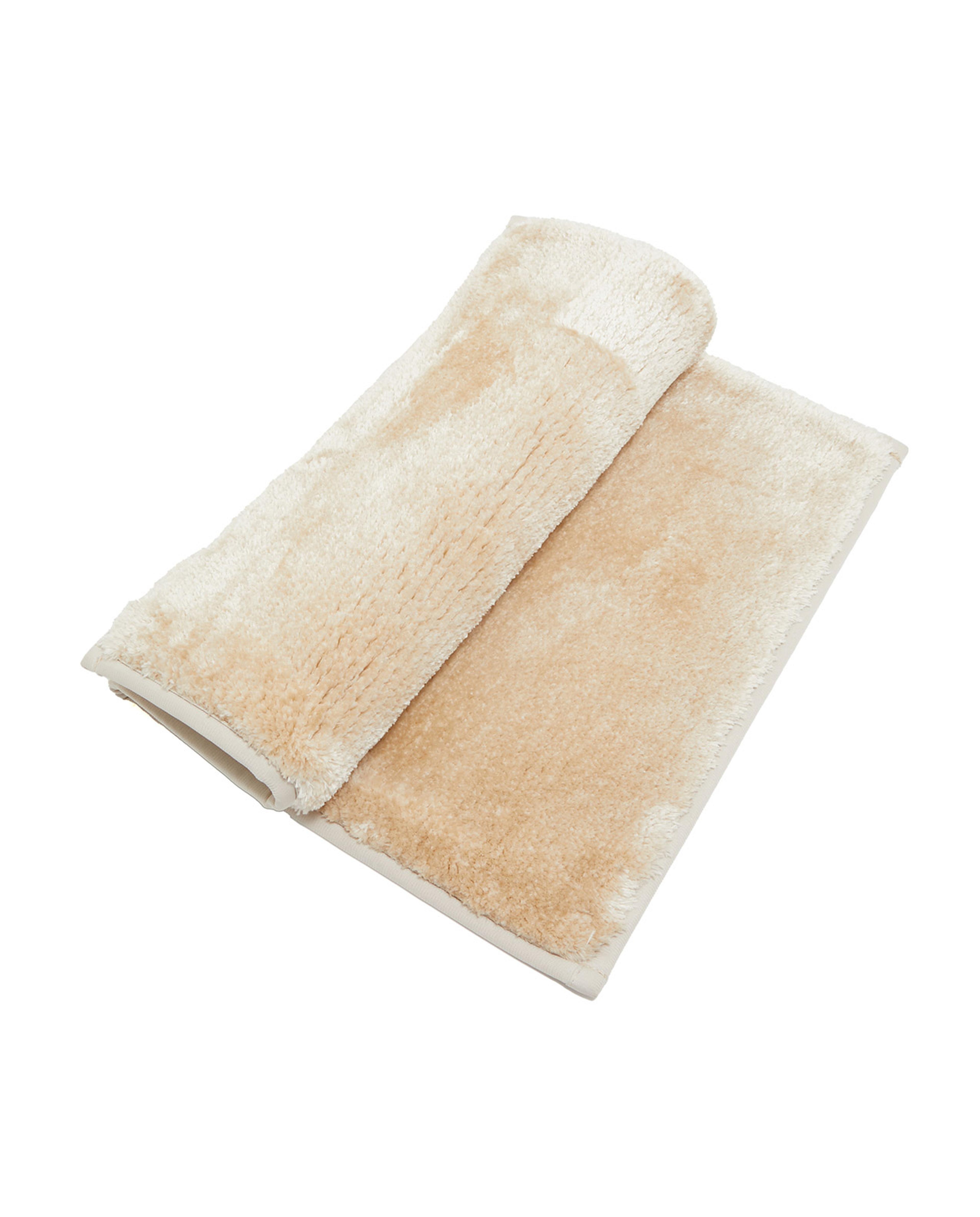 سجادة حمام سادة