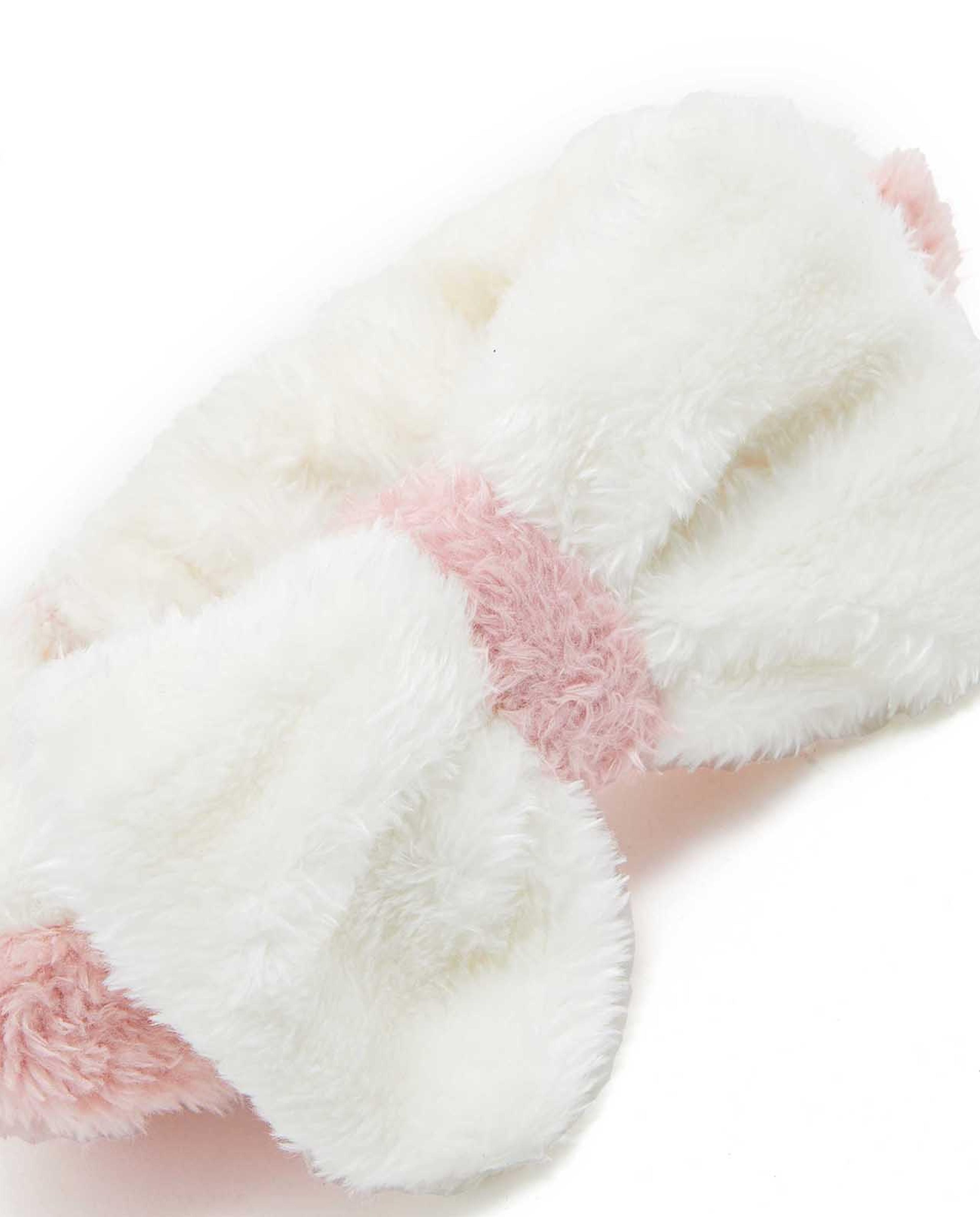 ربطة شعر للحمام