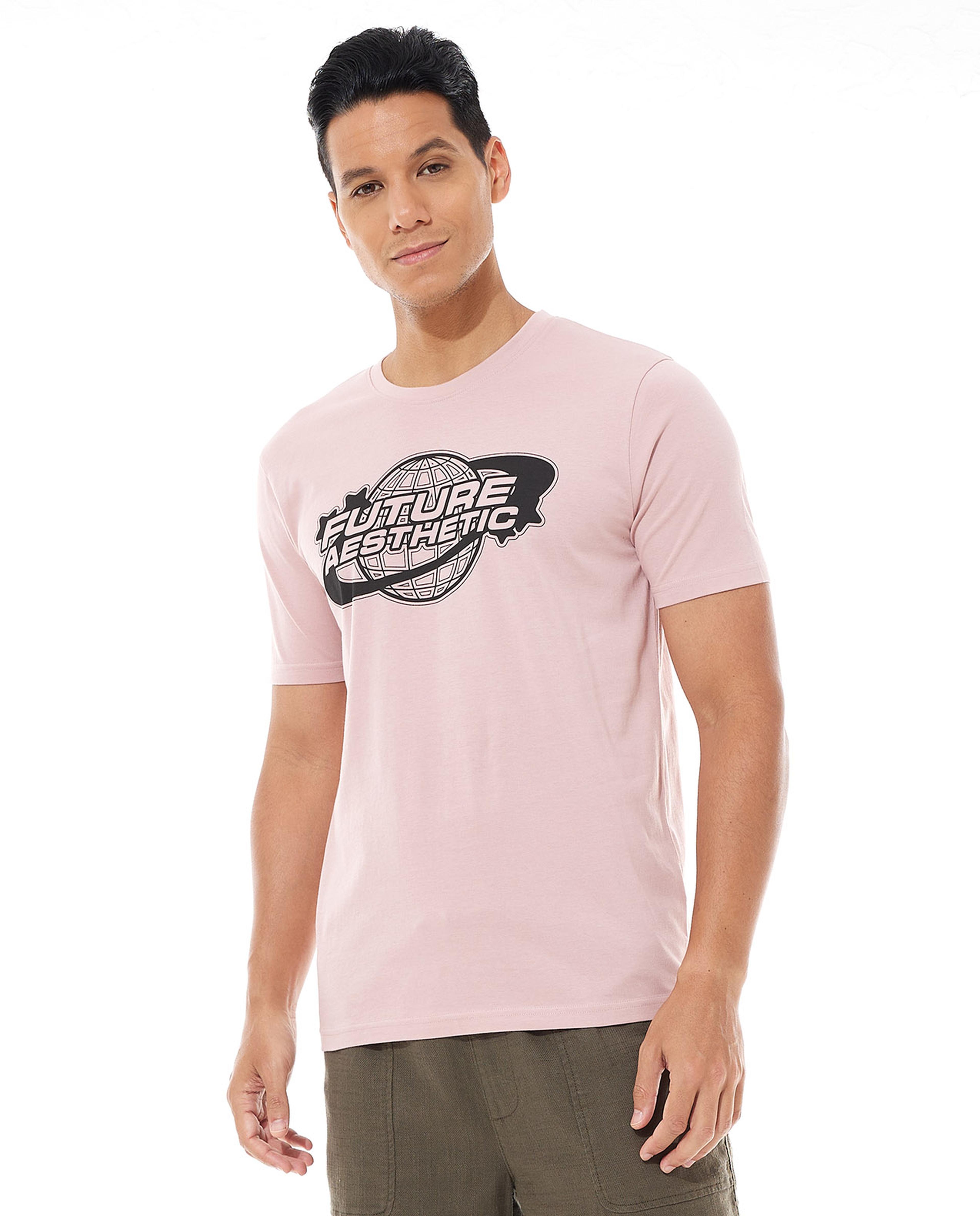 تيشيرت بولو بأكمام قصيرة ورقبة مستديرة وطبعة جرافيك