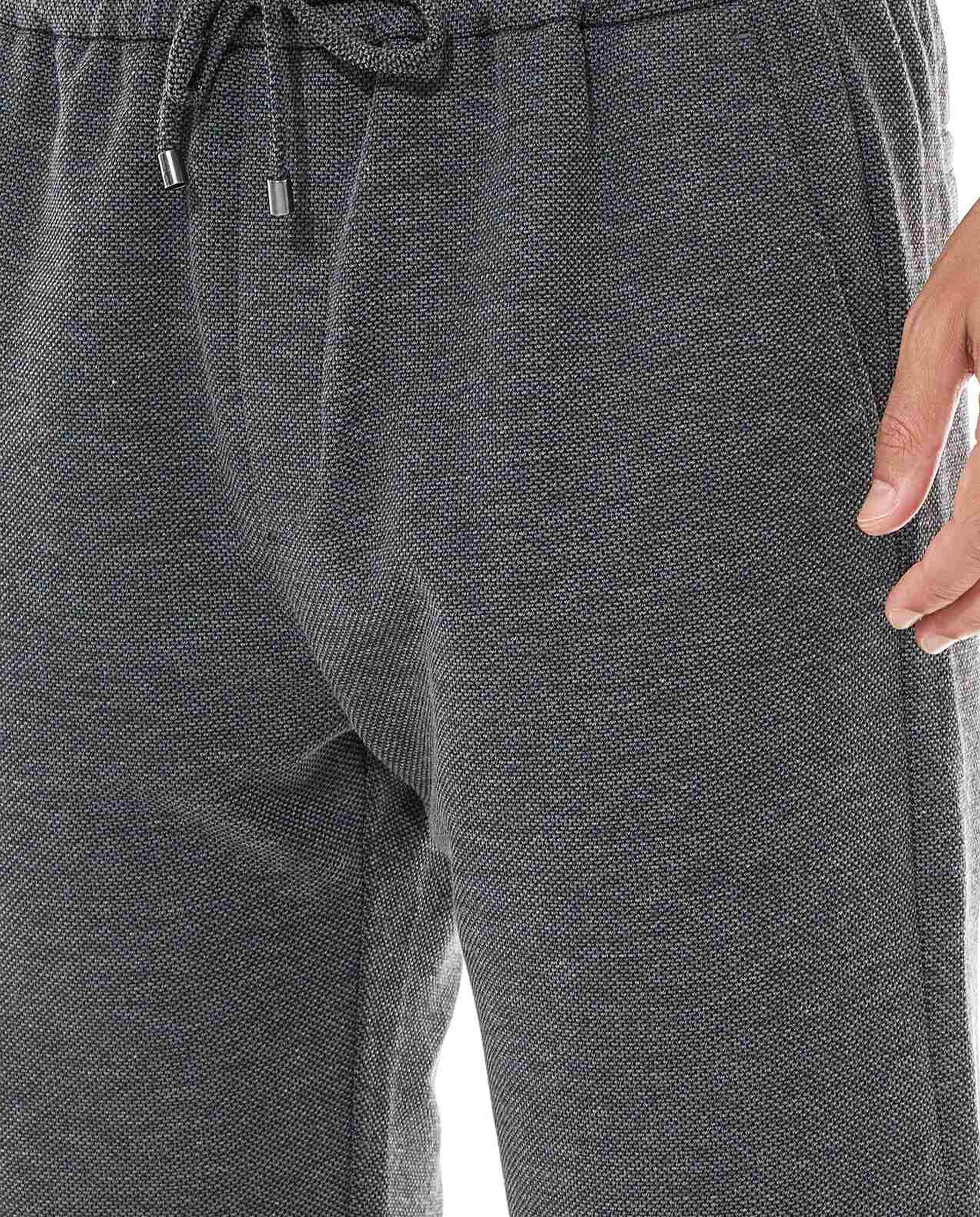 شورت سادة برباط على الخصر