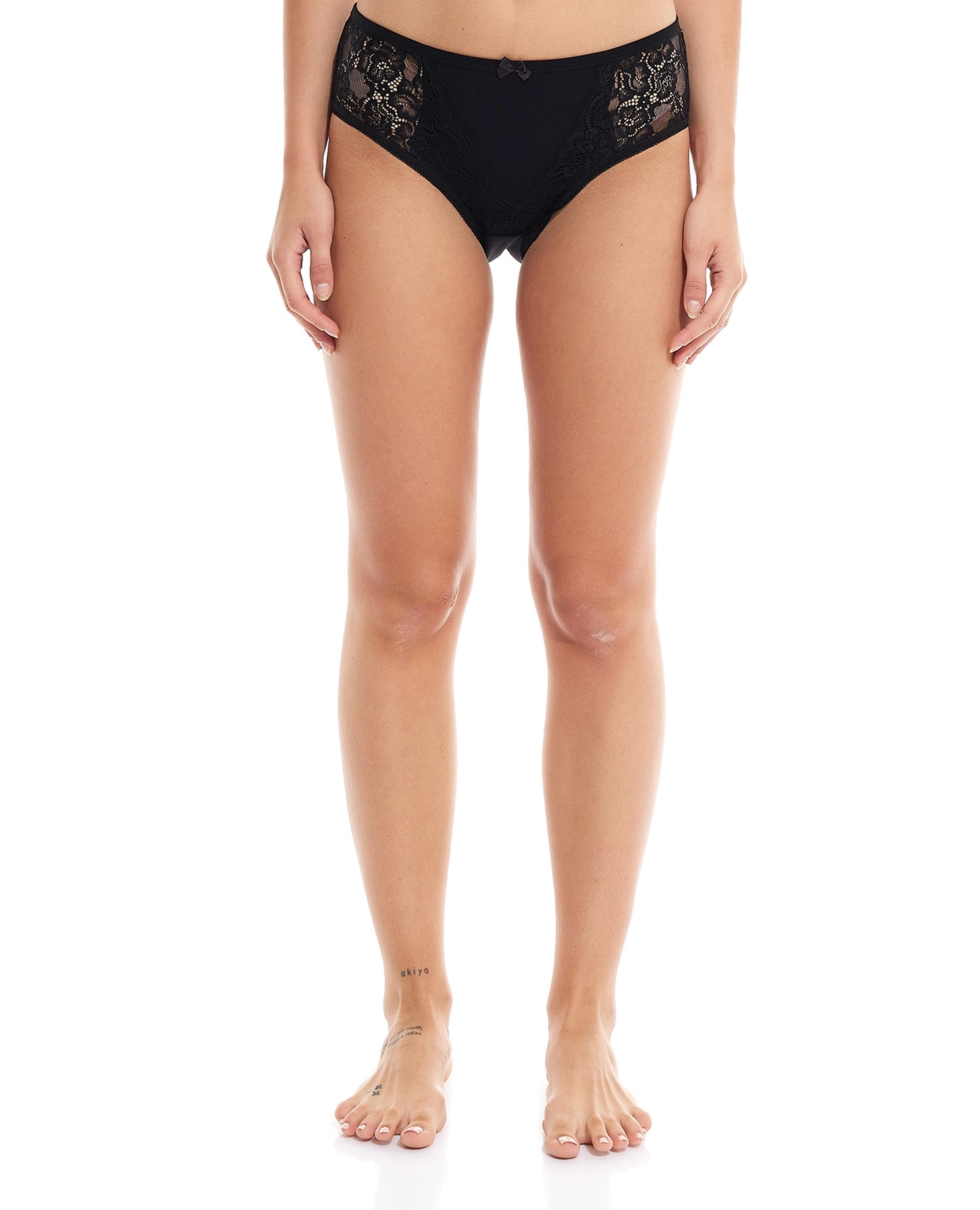 سروال داخلي بدانتيل