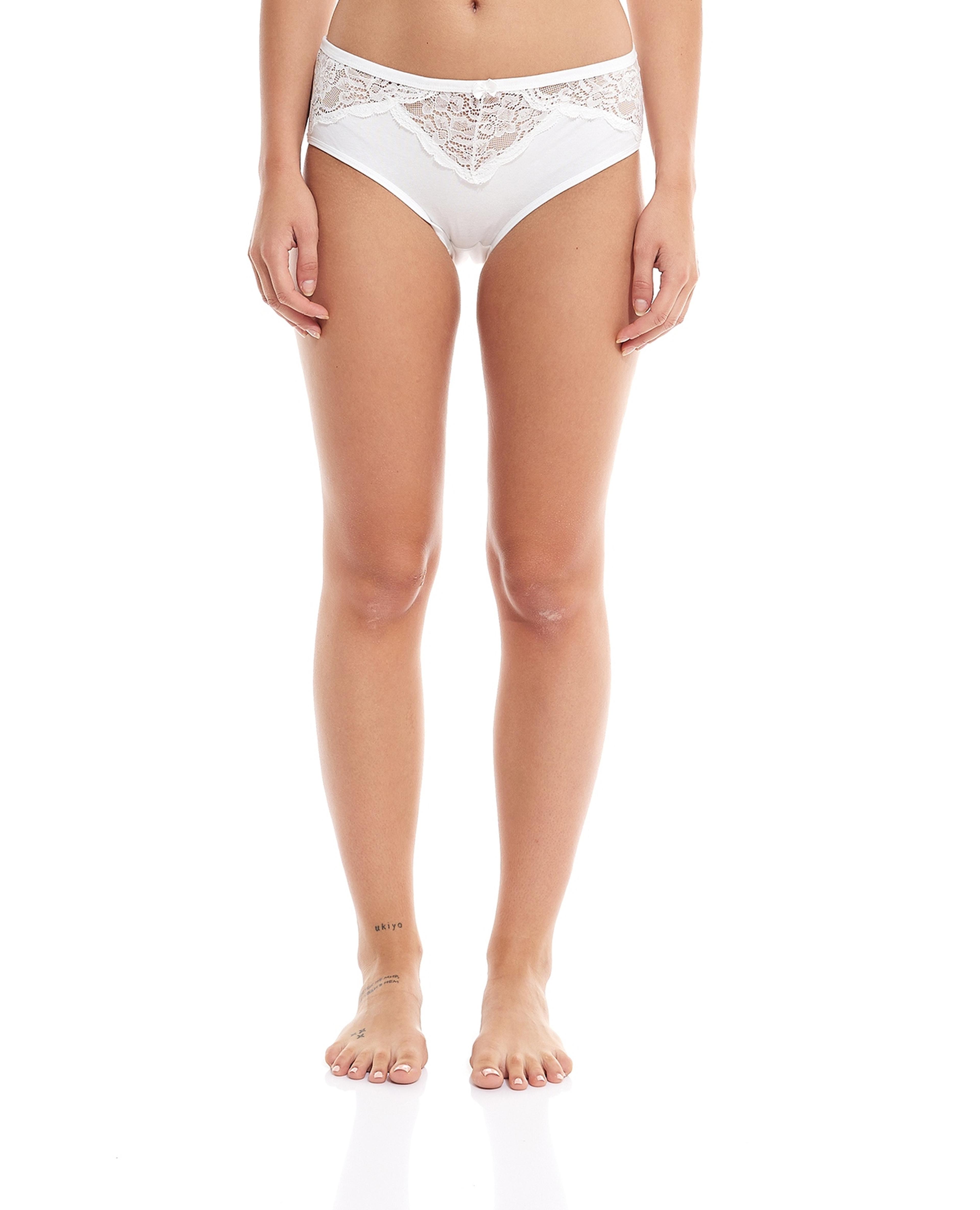 سروال داخلي بدانتيل