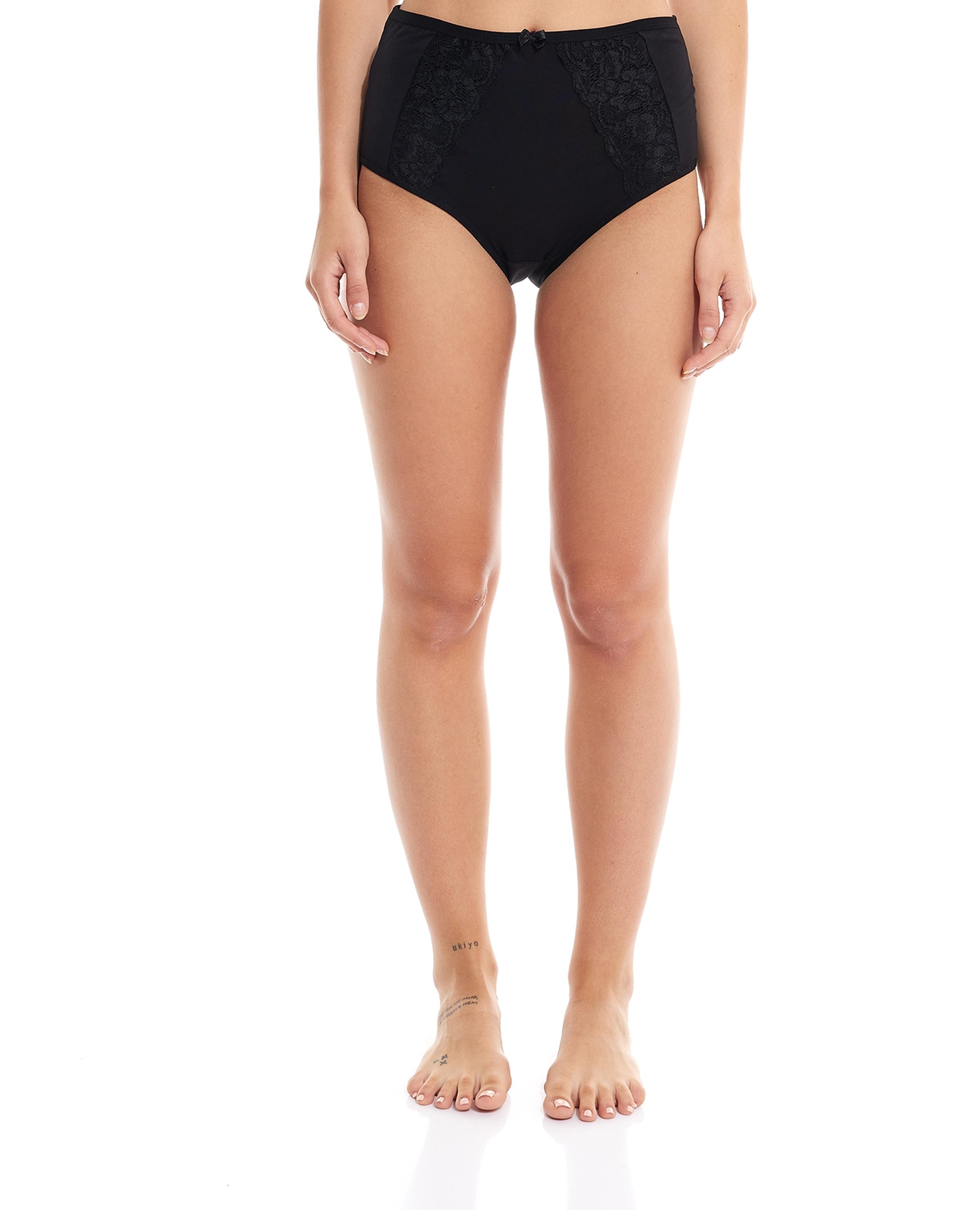 سروال داخلي بدانتيل